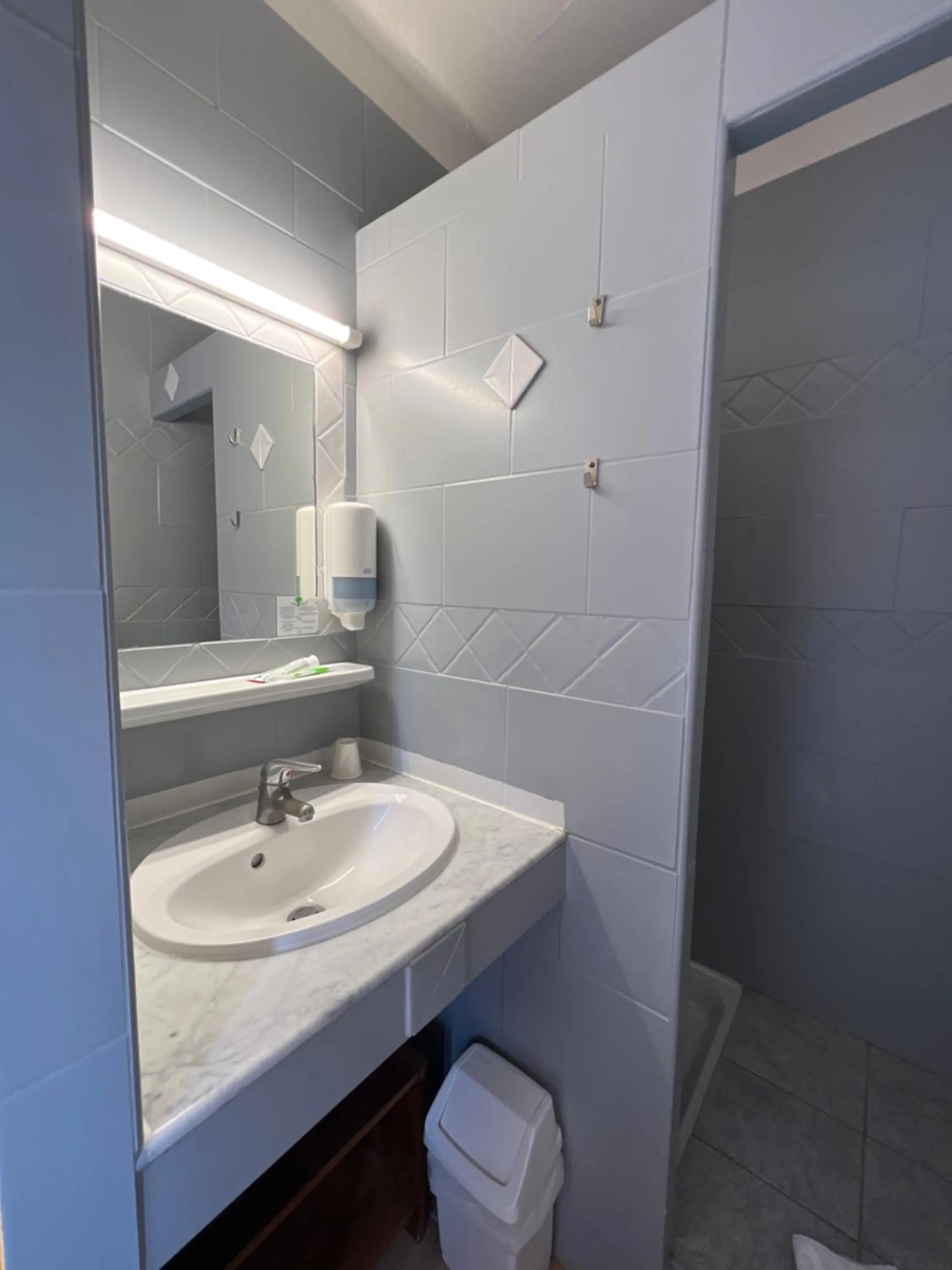 Shower in Hotel La Potiniere