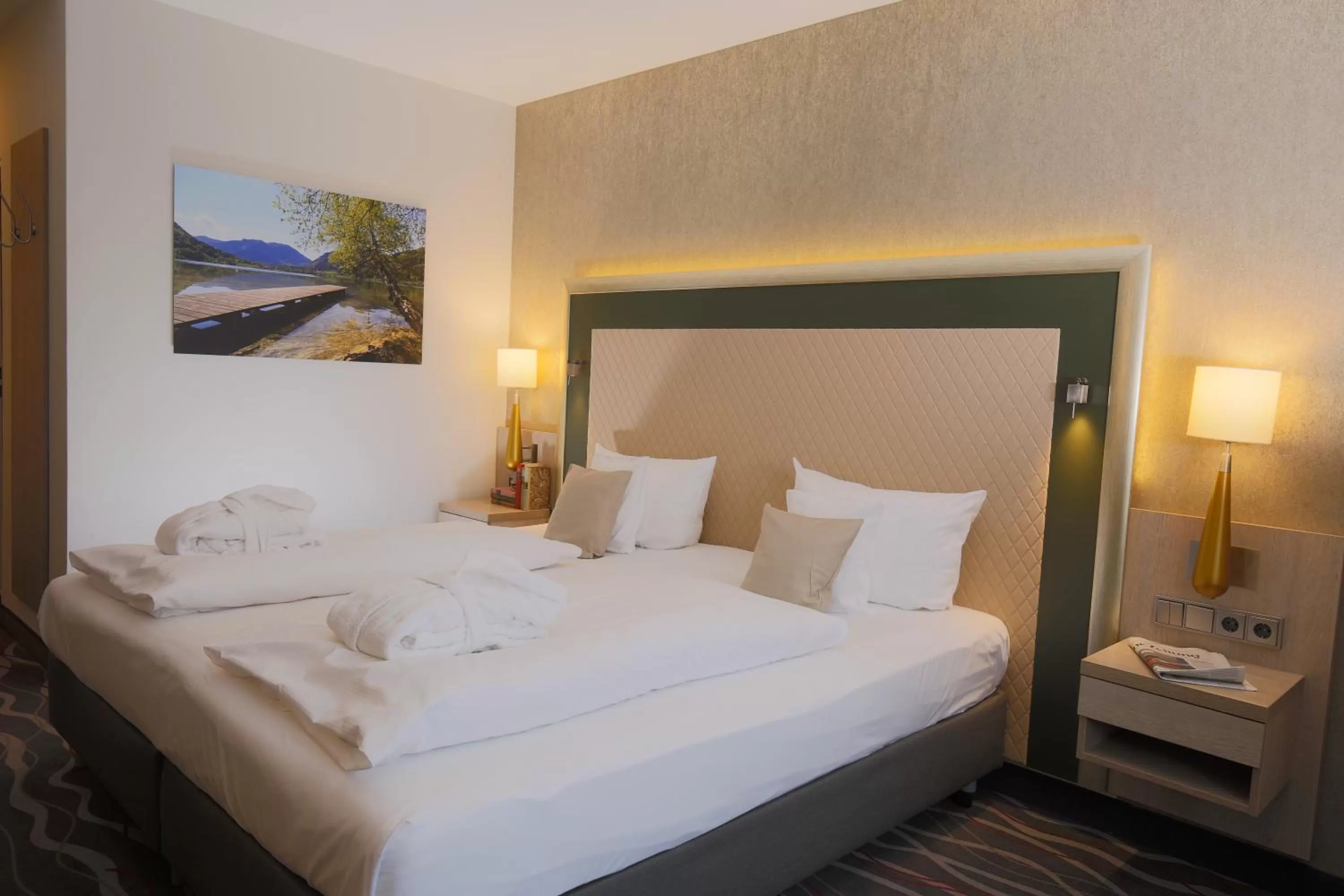 Photo of the whole room, Bed in Hotel Bayerischer Hof Miesbach, BW Premier Collection