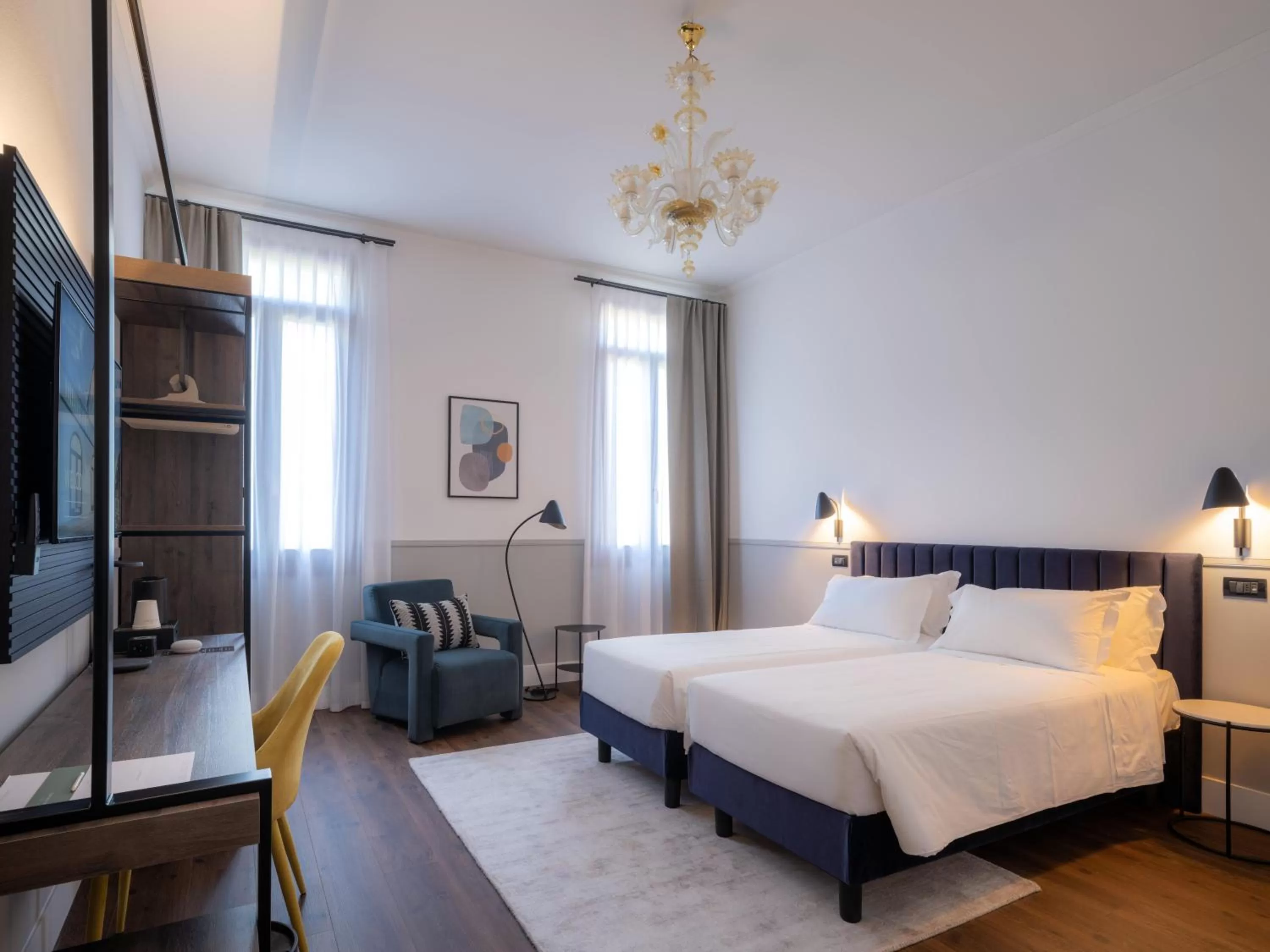 Bedroom, Bed in The Foscarini