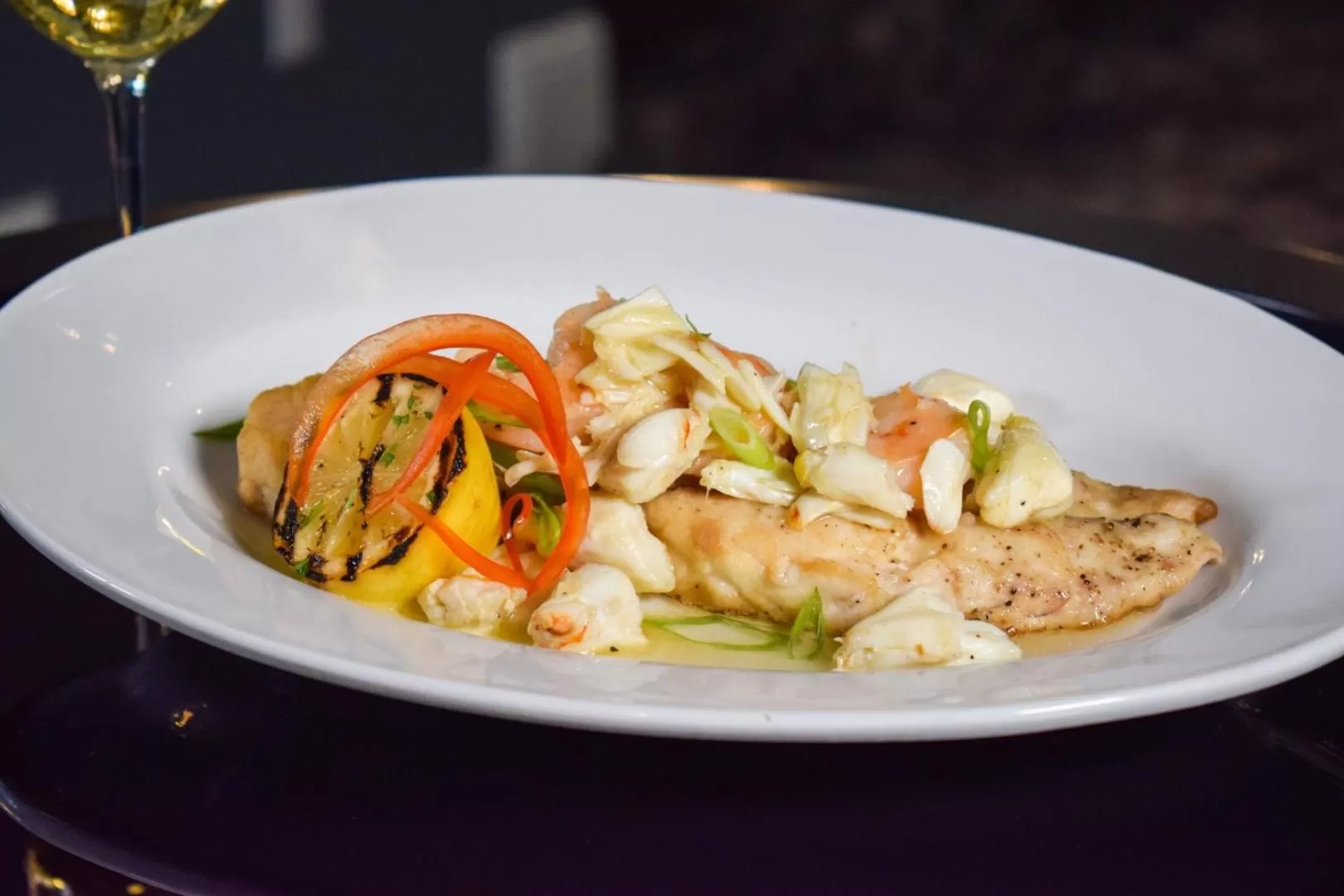 Restaurant/places to eat in Hotel Legends