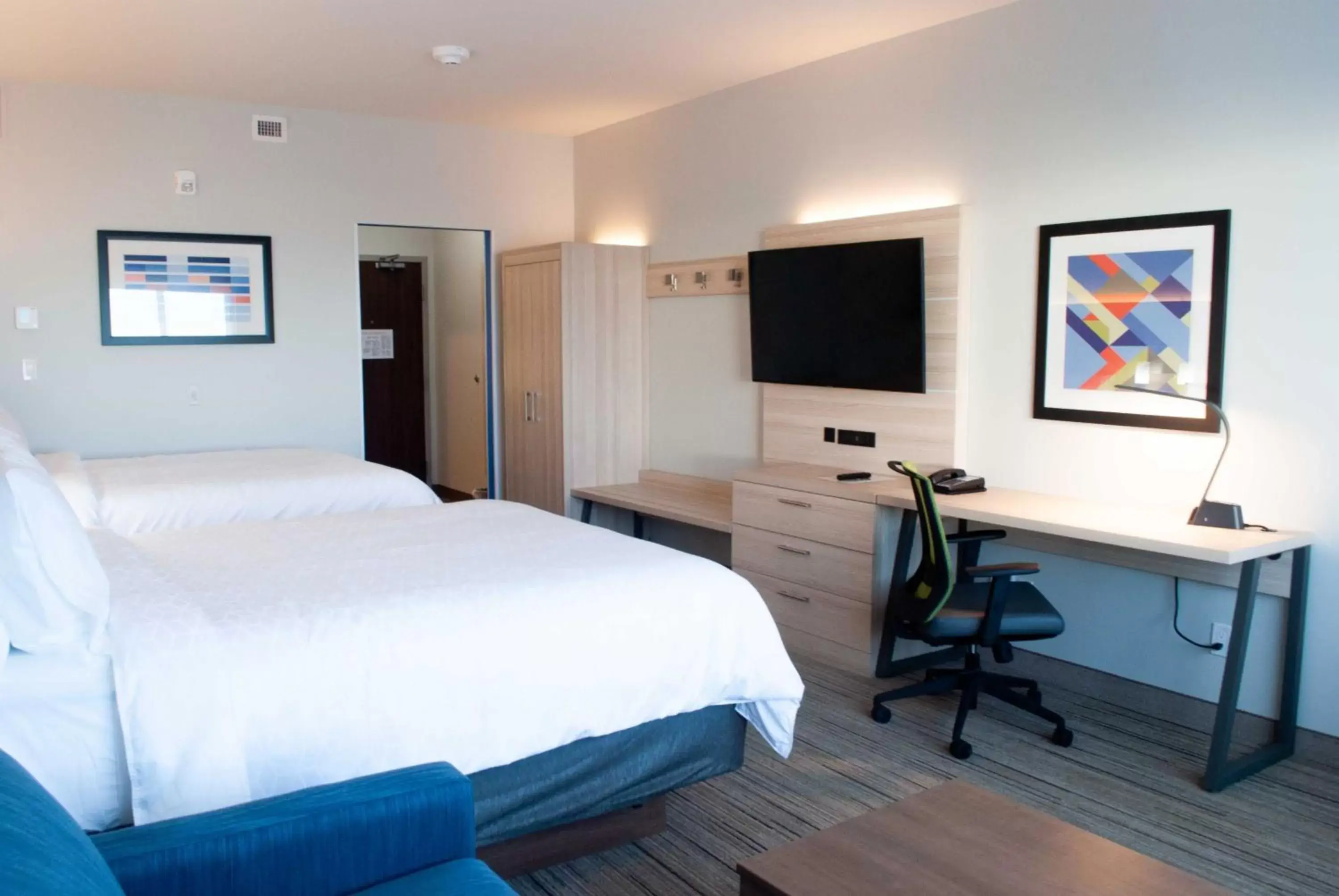 Queen Studio Suite with Two Queen Beds - Non-Smoking in Holiday Inn Express & Suites Edmonton N - St Albert by IHG Queen Studio Suite with Two Queen Beds - Non-Smoking in Holiday Inn Express & Suites Edmonton N - St Albert by IHG