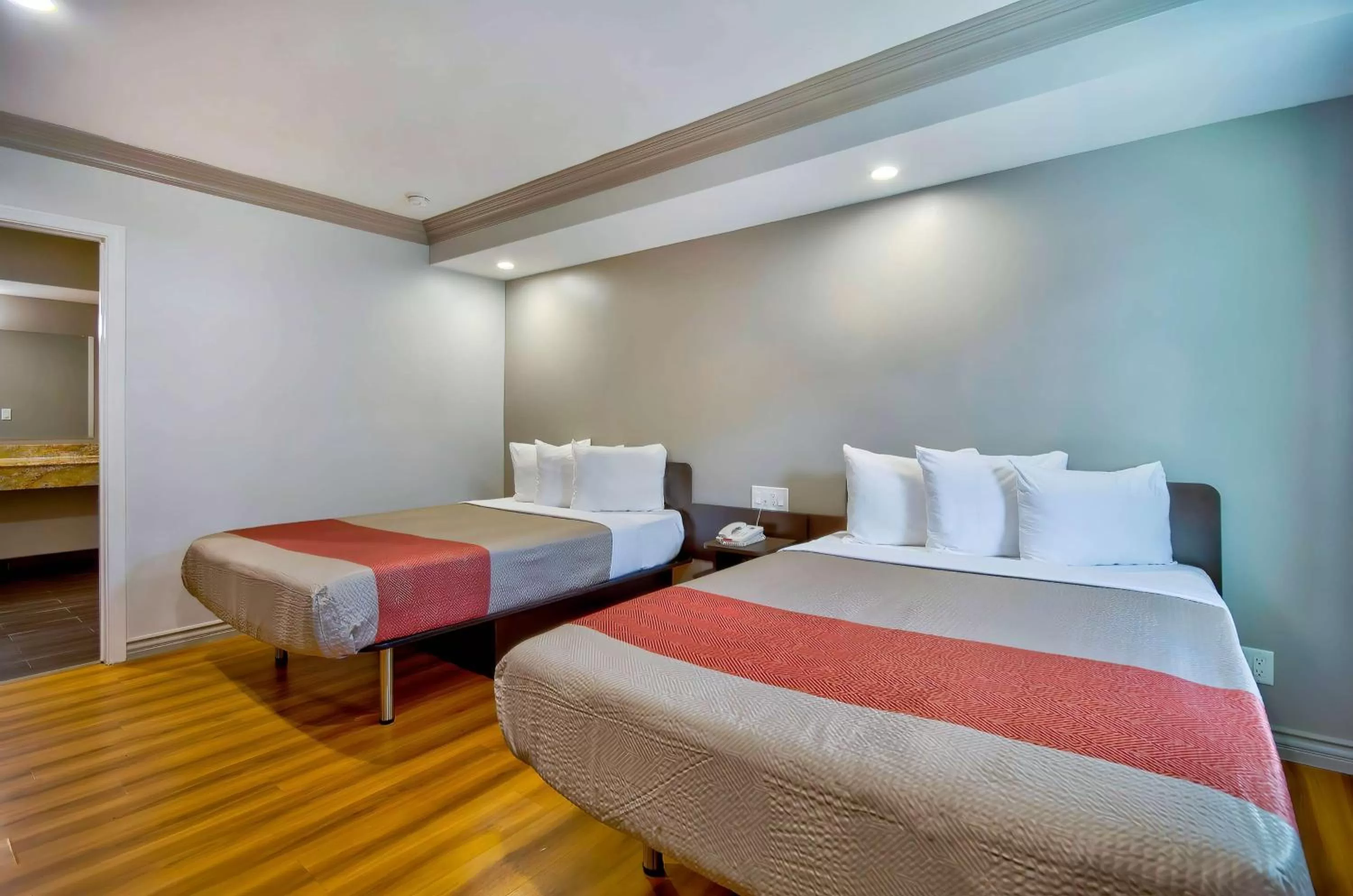 Bedroom in Motel 6 Gardena