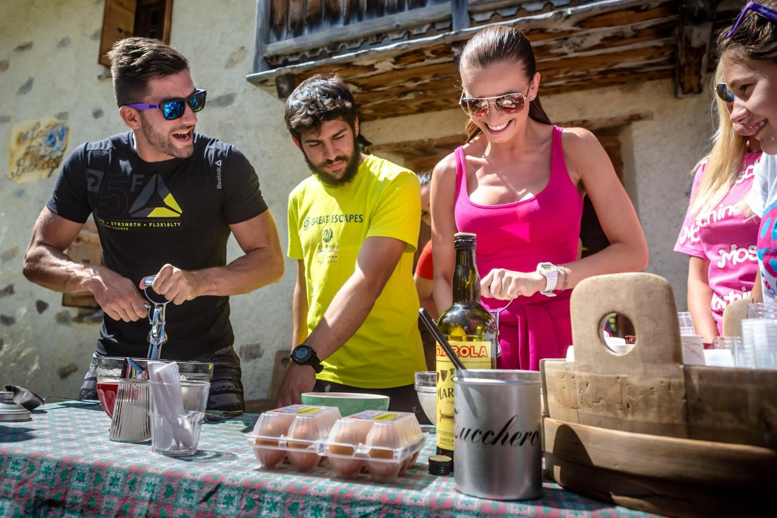 Entertainment in Bivio Hotel Plaza