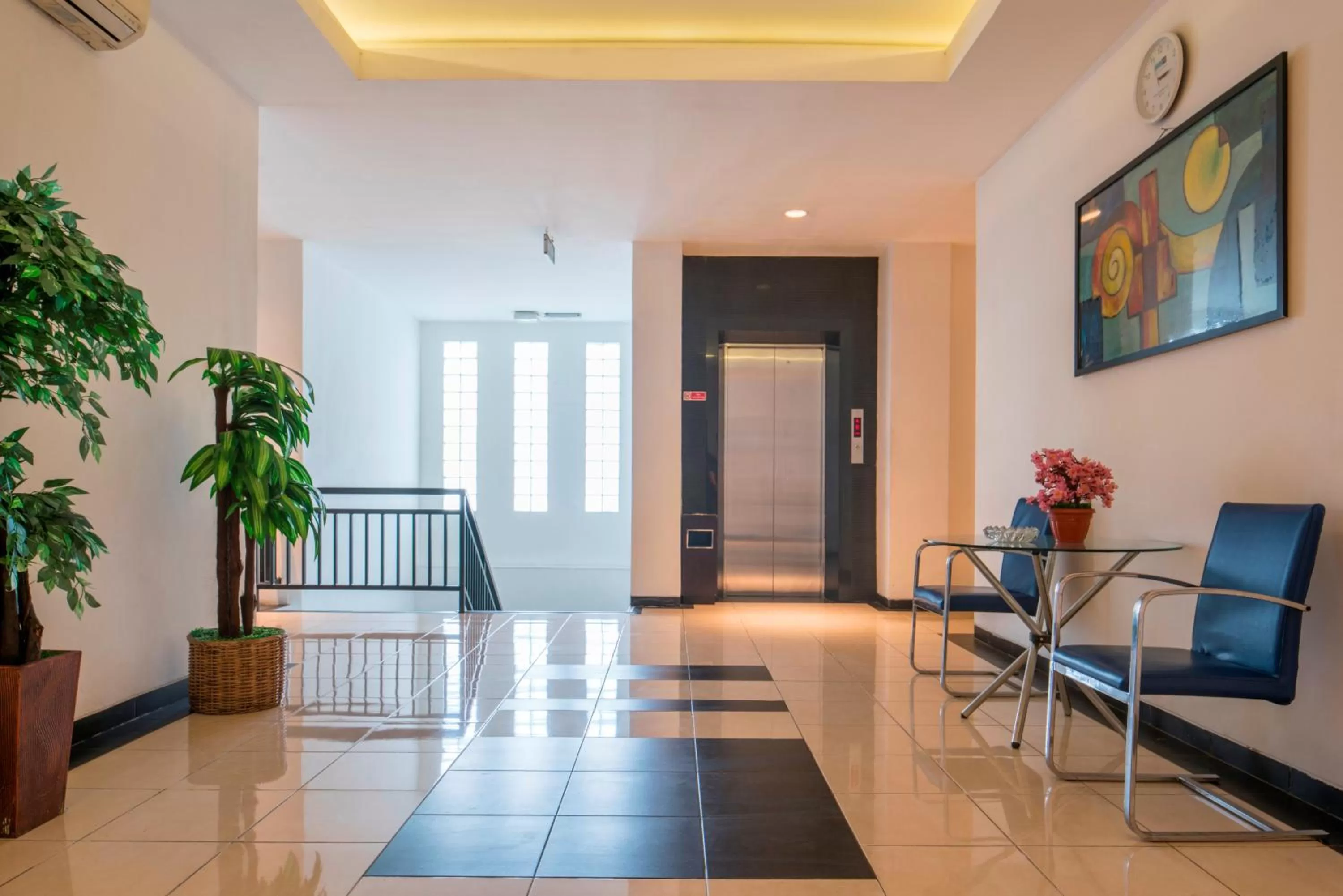 Area and facilities in Hotel 88 Mangga Besar Raya 120 Jakarta By WH