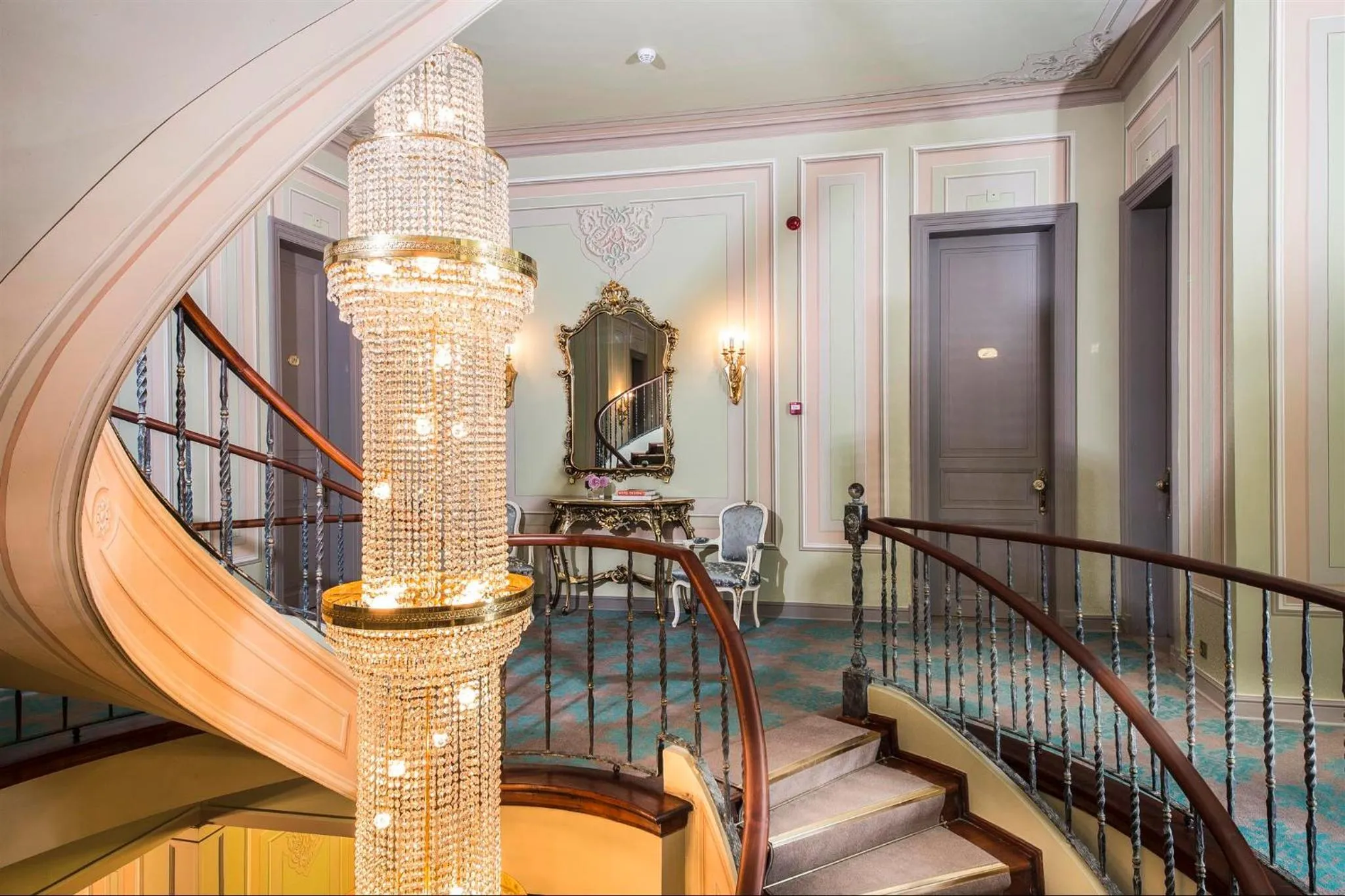 Decorative detail in Bosphorus Palace Hotel