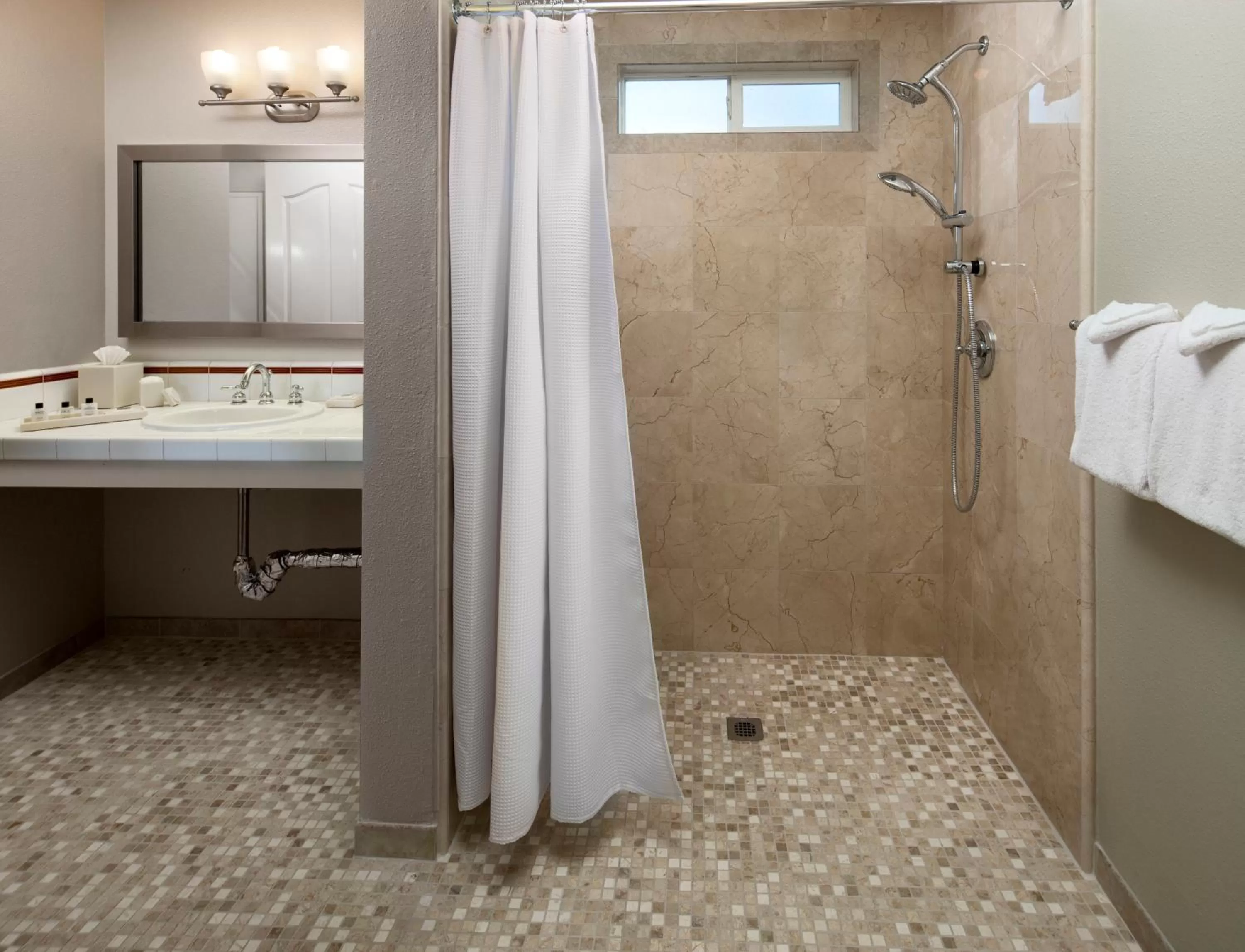 Bathroom in Cambria Landing Inn and Suites