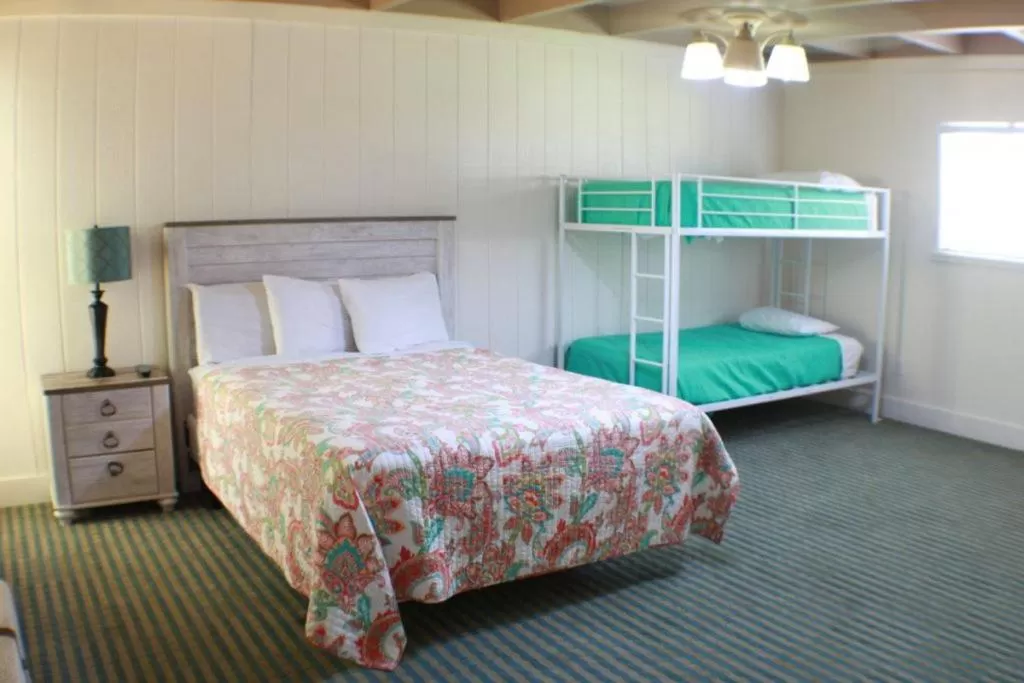 Bed in D&R Pelican Bay Resort