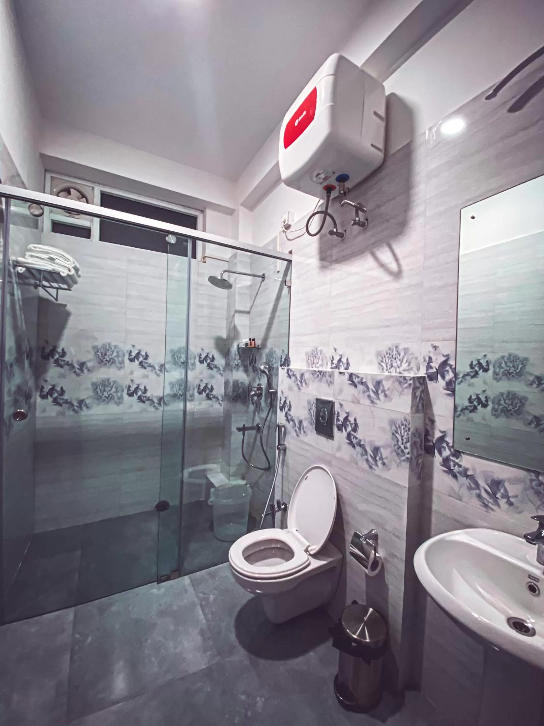 Bathroom in Windermere Inn