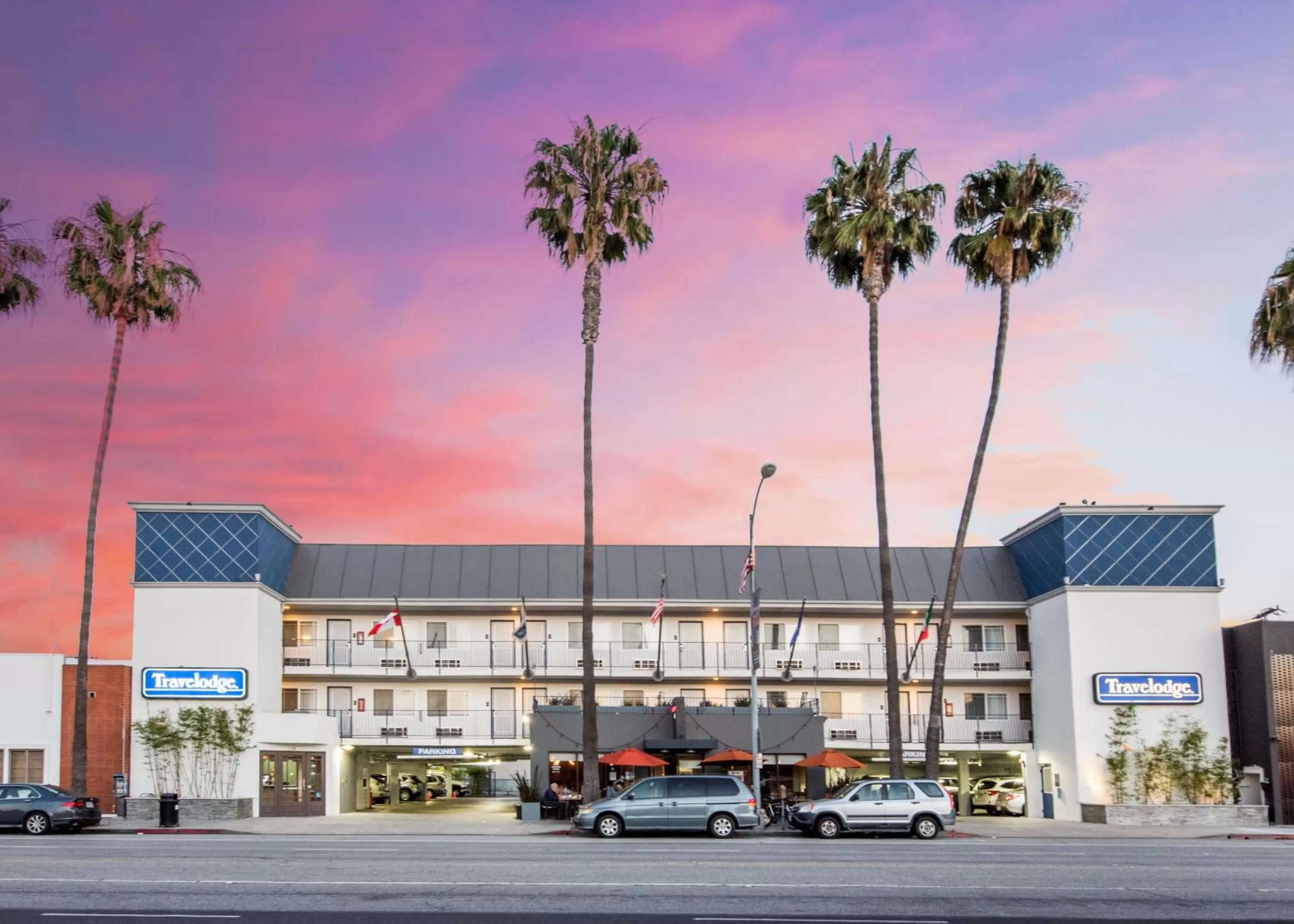 Facade/entrance in Travelodge by Wyndham Culver City