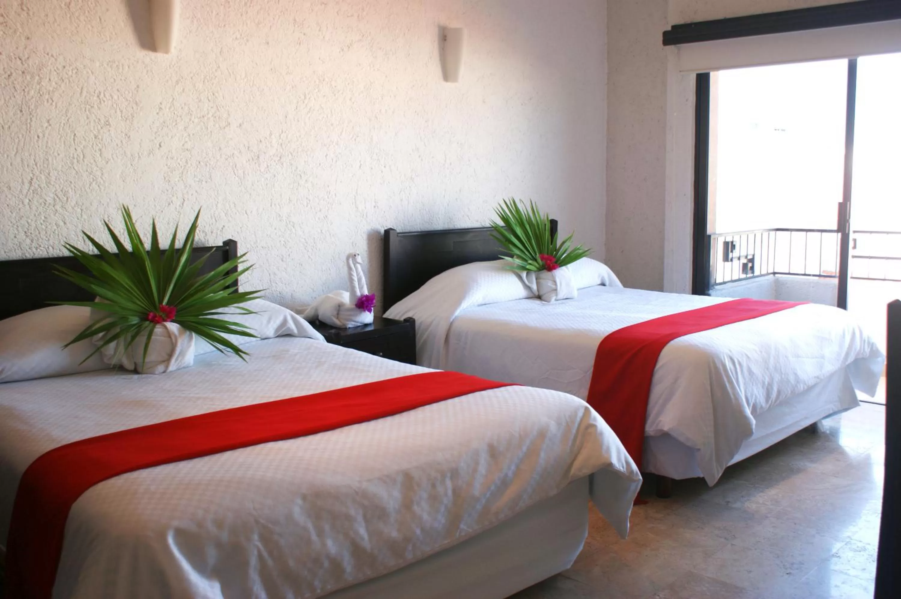 Photo of the whole room, Bed in Hotel Maya Turquesa