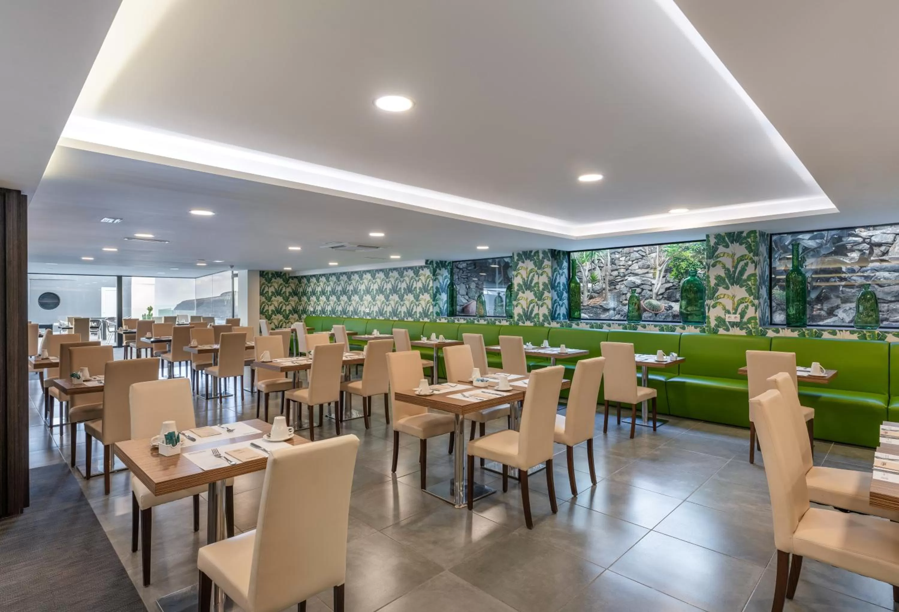 Restaurant/places to eat in Occidental Roca Negra - Adults Only