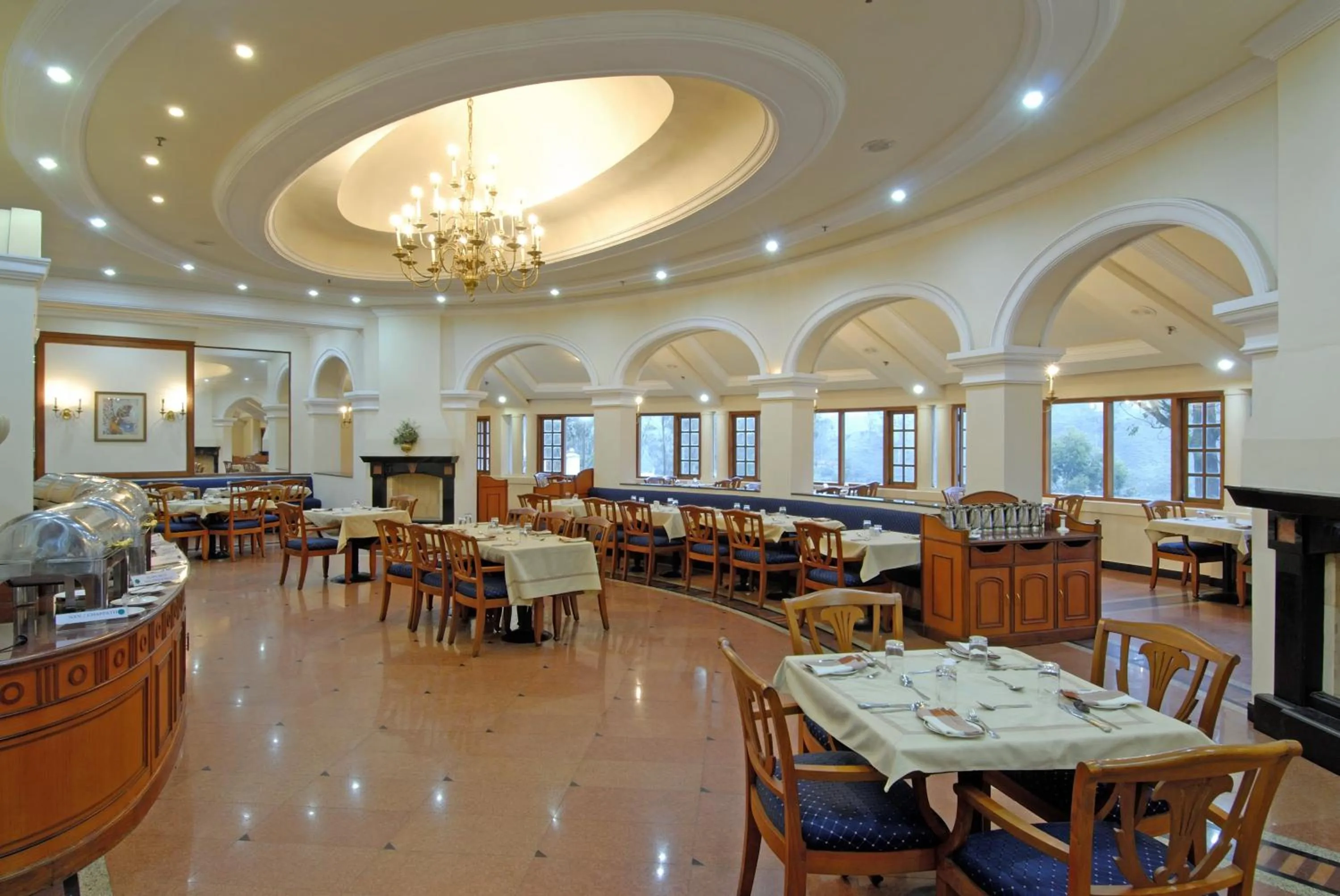 Restaurant/places to eat in KTDC Tea county