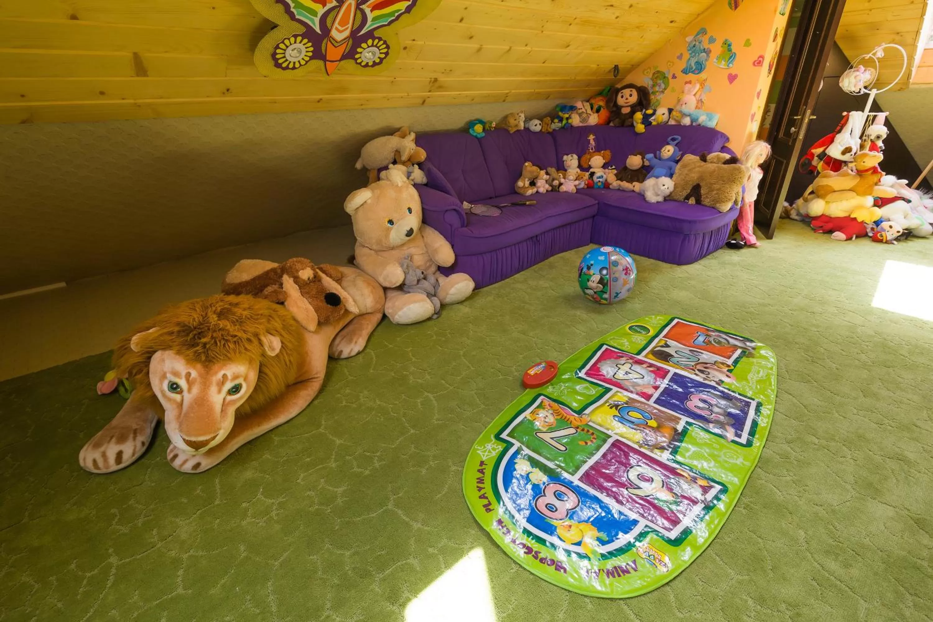 Game Room in Wellland Hotel