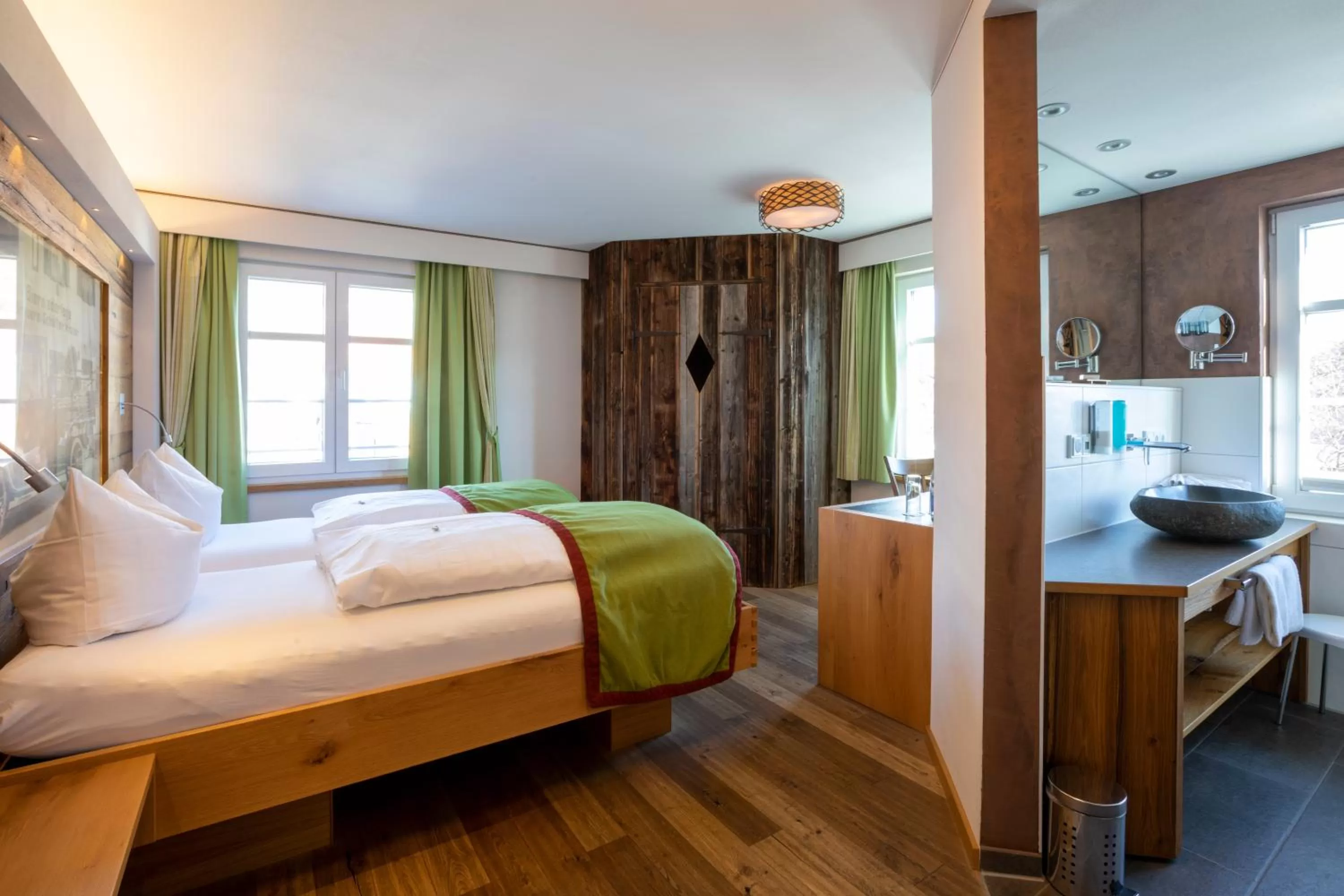 Photo of the whole room, Bed in Brauereigasthof Schäffler