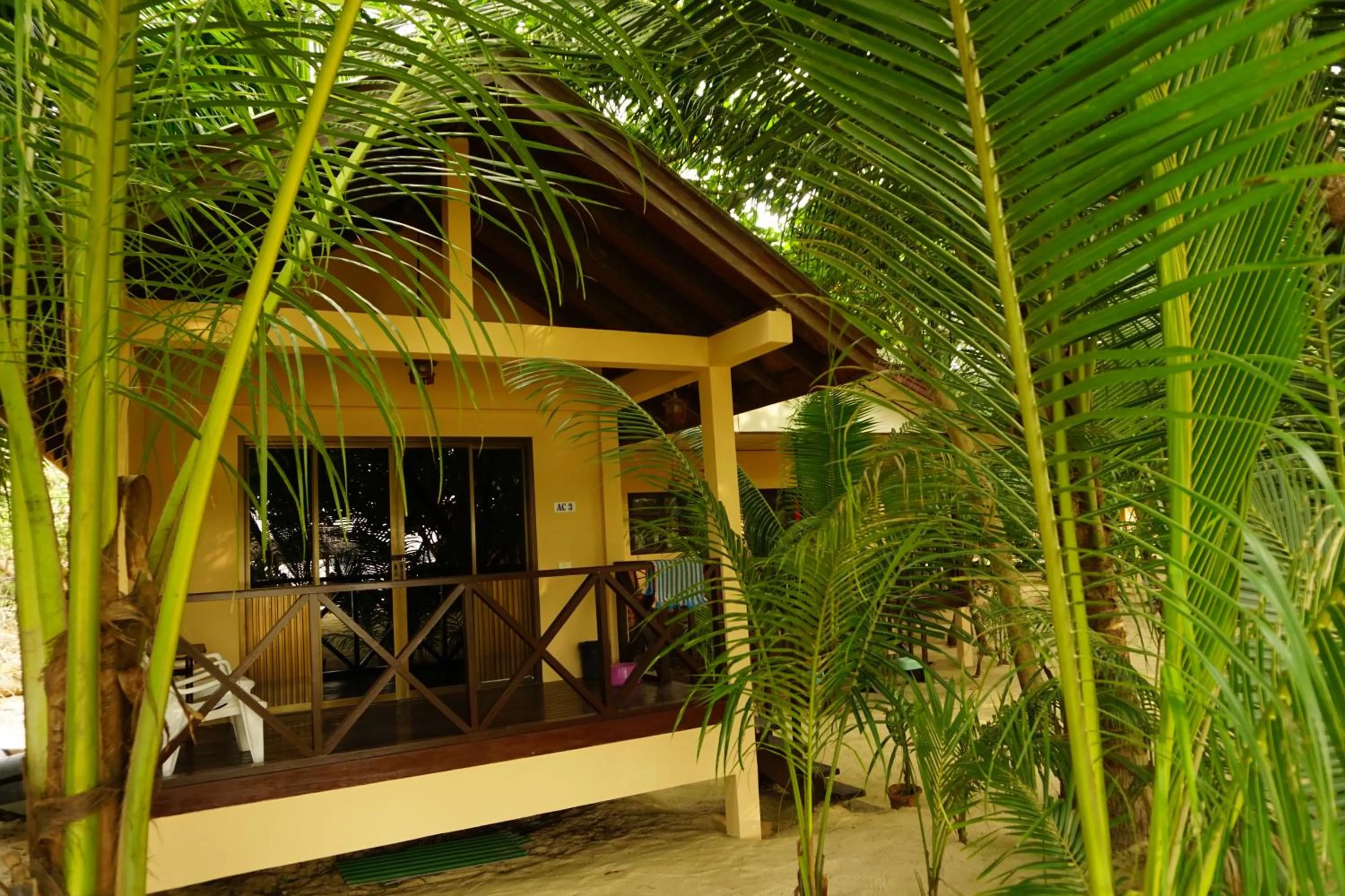 Patio in Moonhut Bungalows