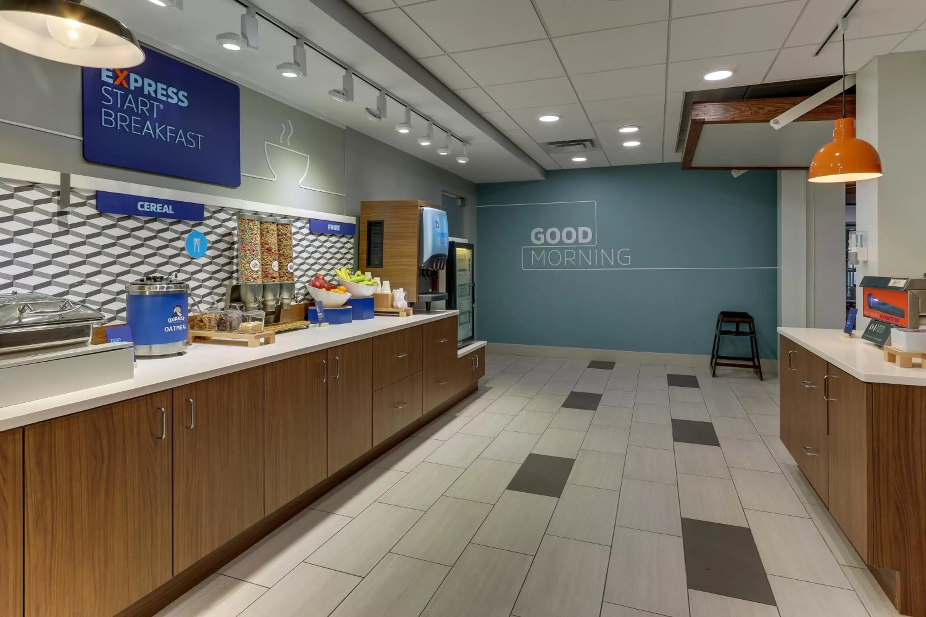 Breakfast in Holiday Inn Express & Suites Troy by IHG