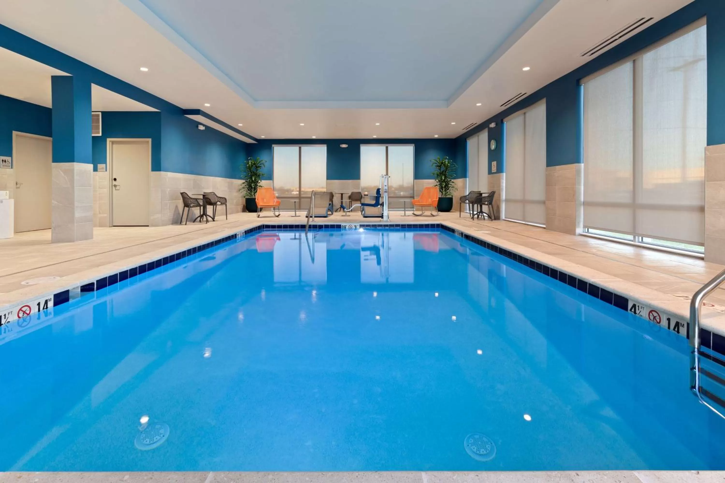 Pool view in Hampton Inn Circleville, Oh