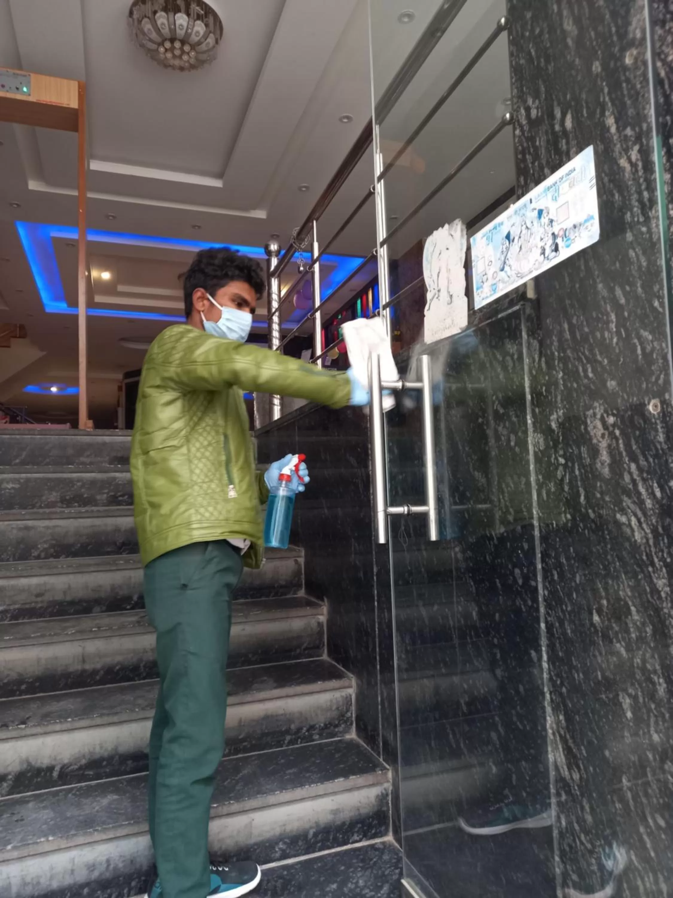 People in Olivia Hotels At Delhi Airport