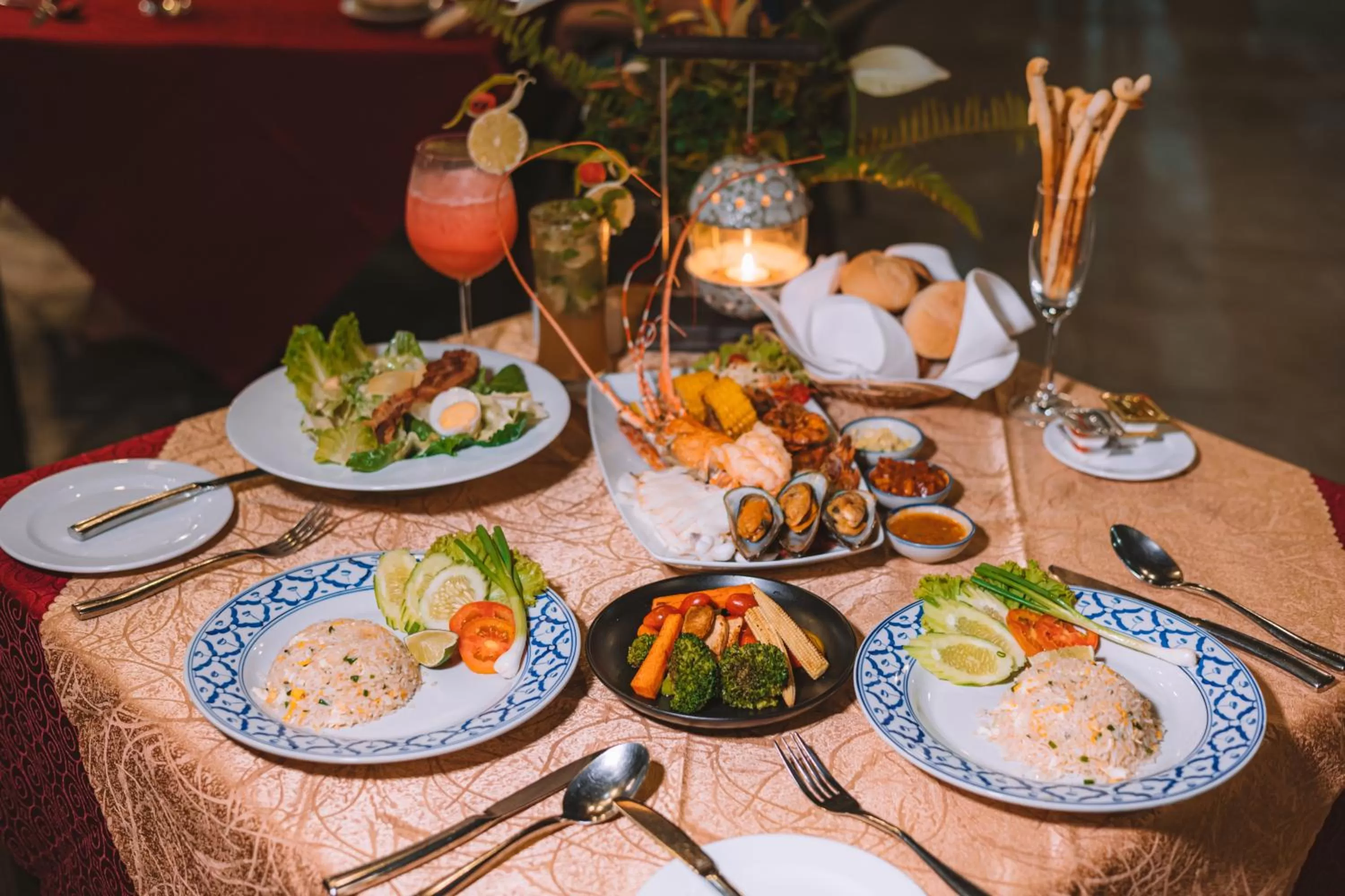 Food in Khaolak Bhandari Resort & Spa