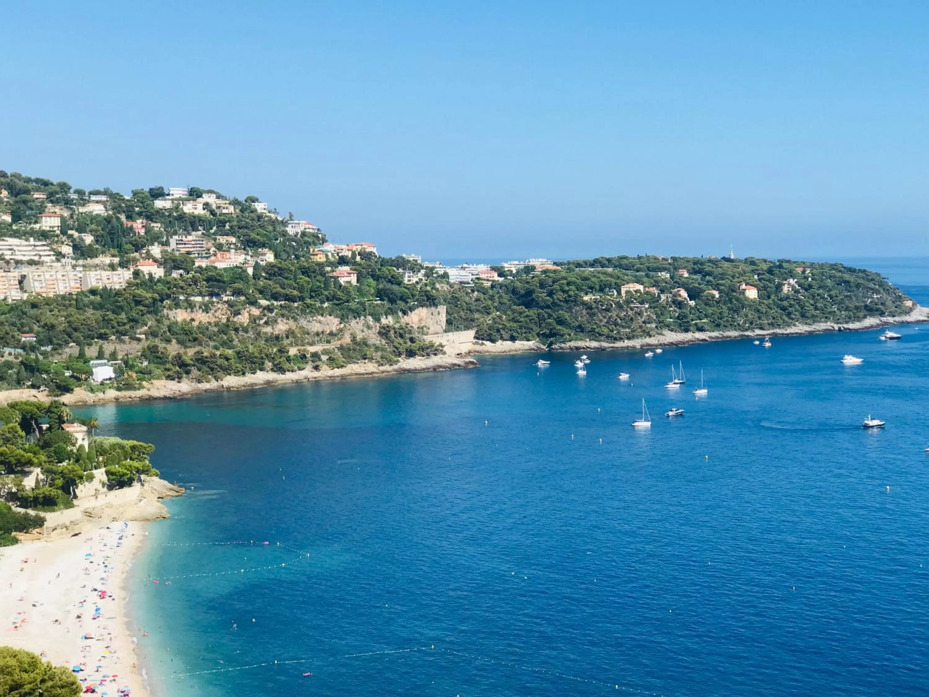 Sea view in Les Lilas