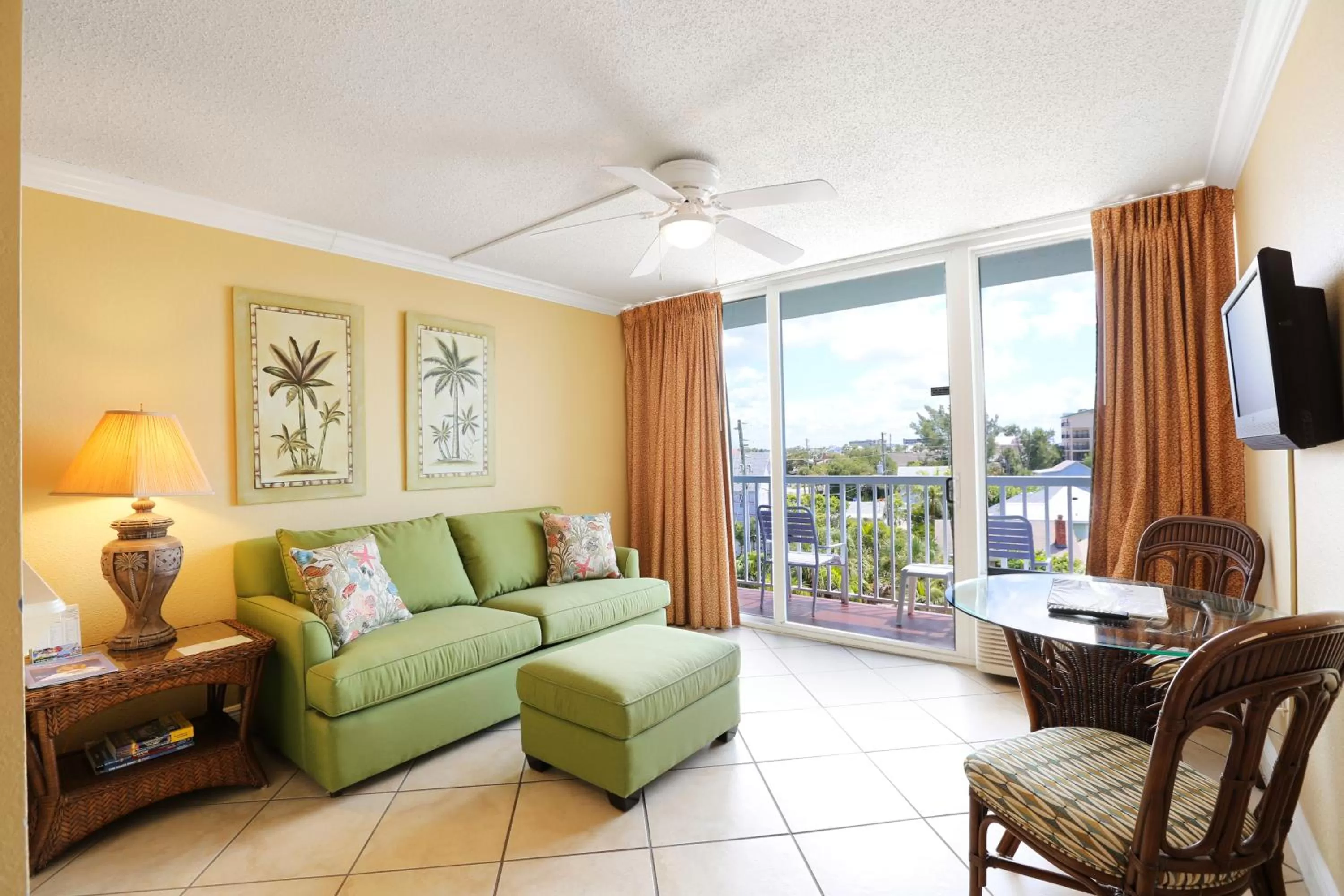 Living room in Barefoot Beach Club