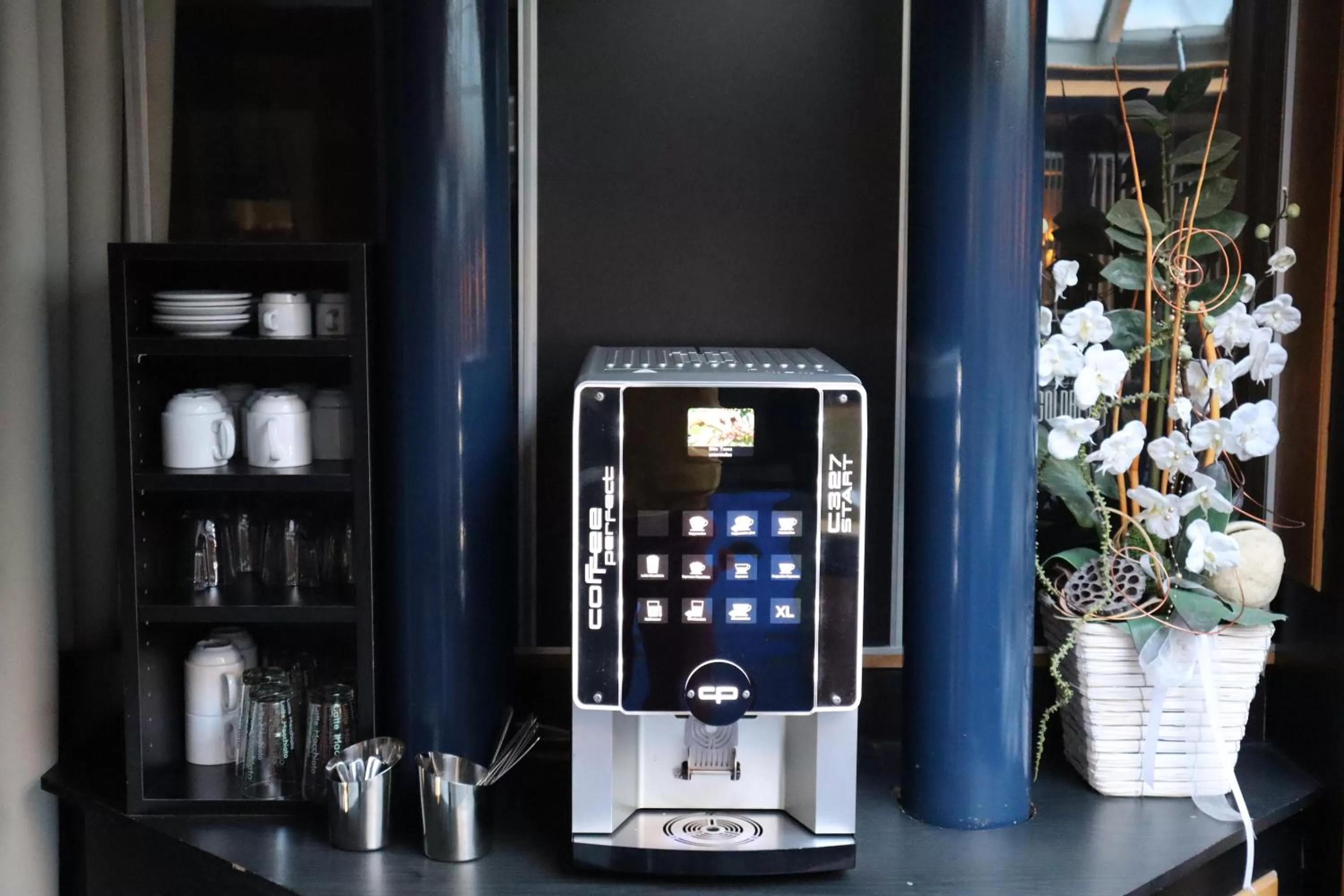 Breakfast in Avenue Hotel