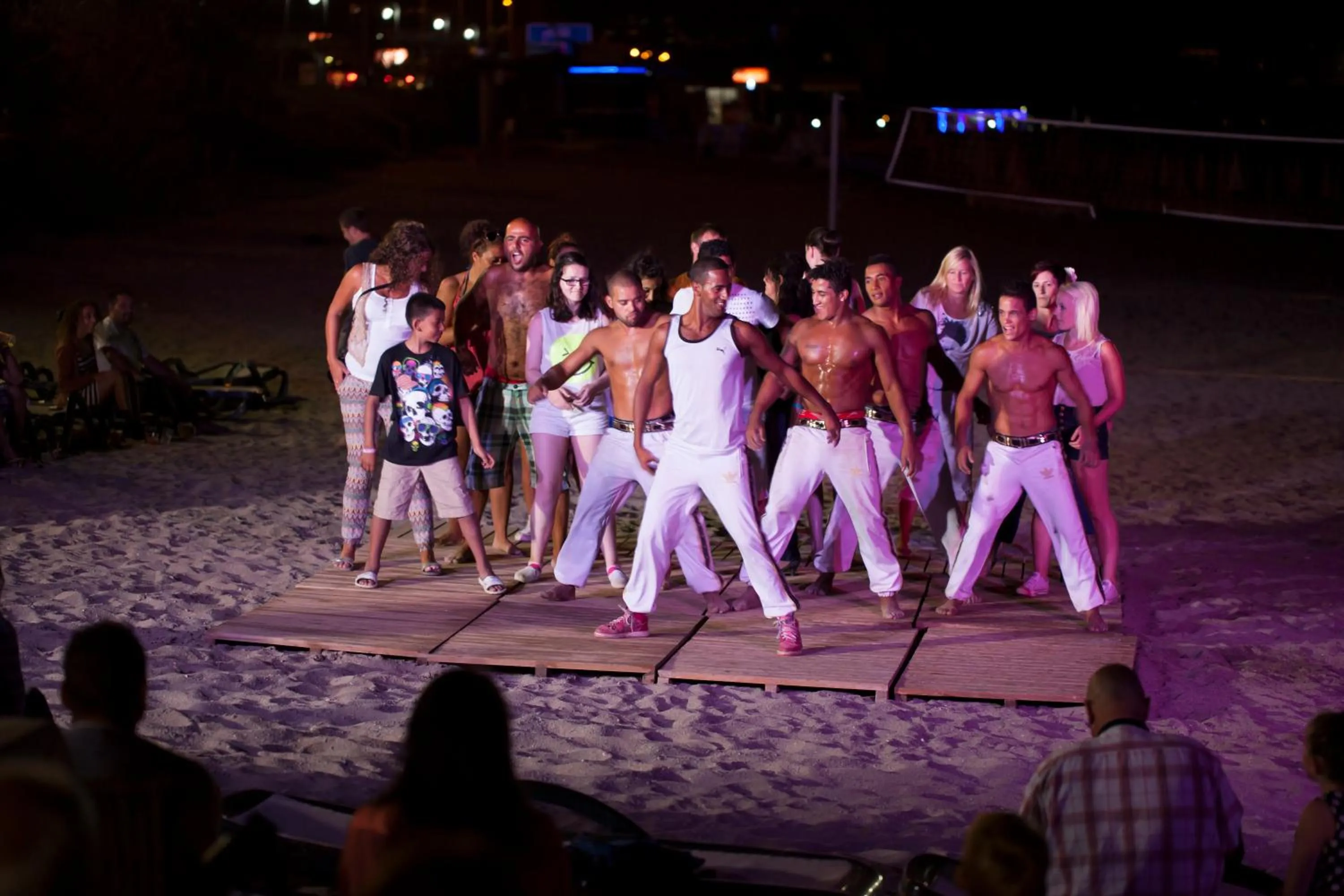 Evening entertainment in Diamond Hill Resort Hotel