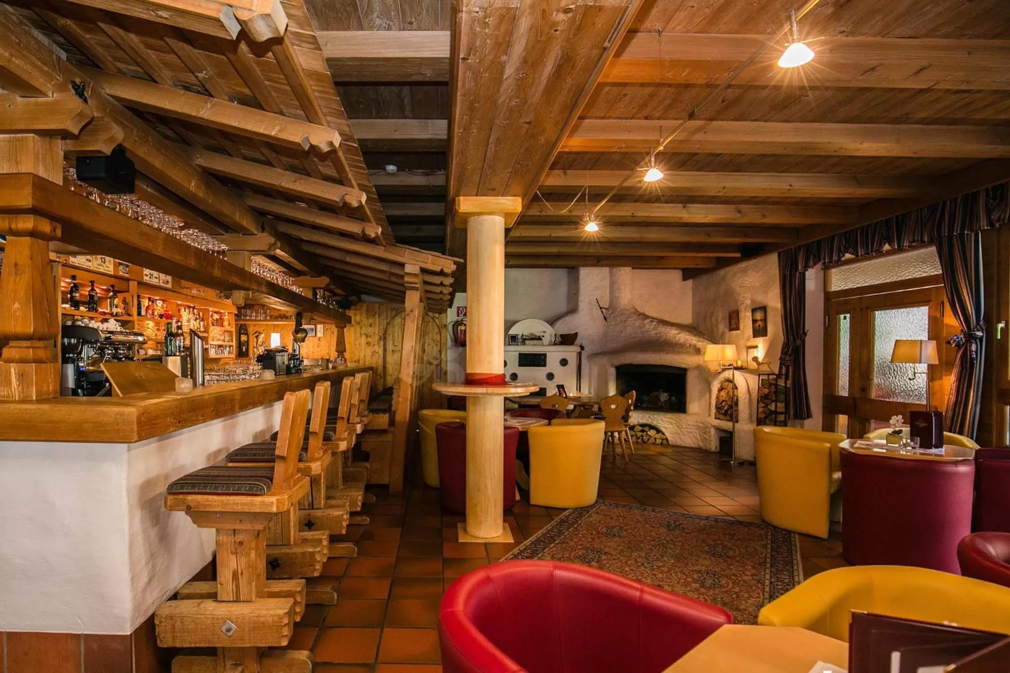 Restaurant/places to eat in Mountain Motel