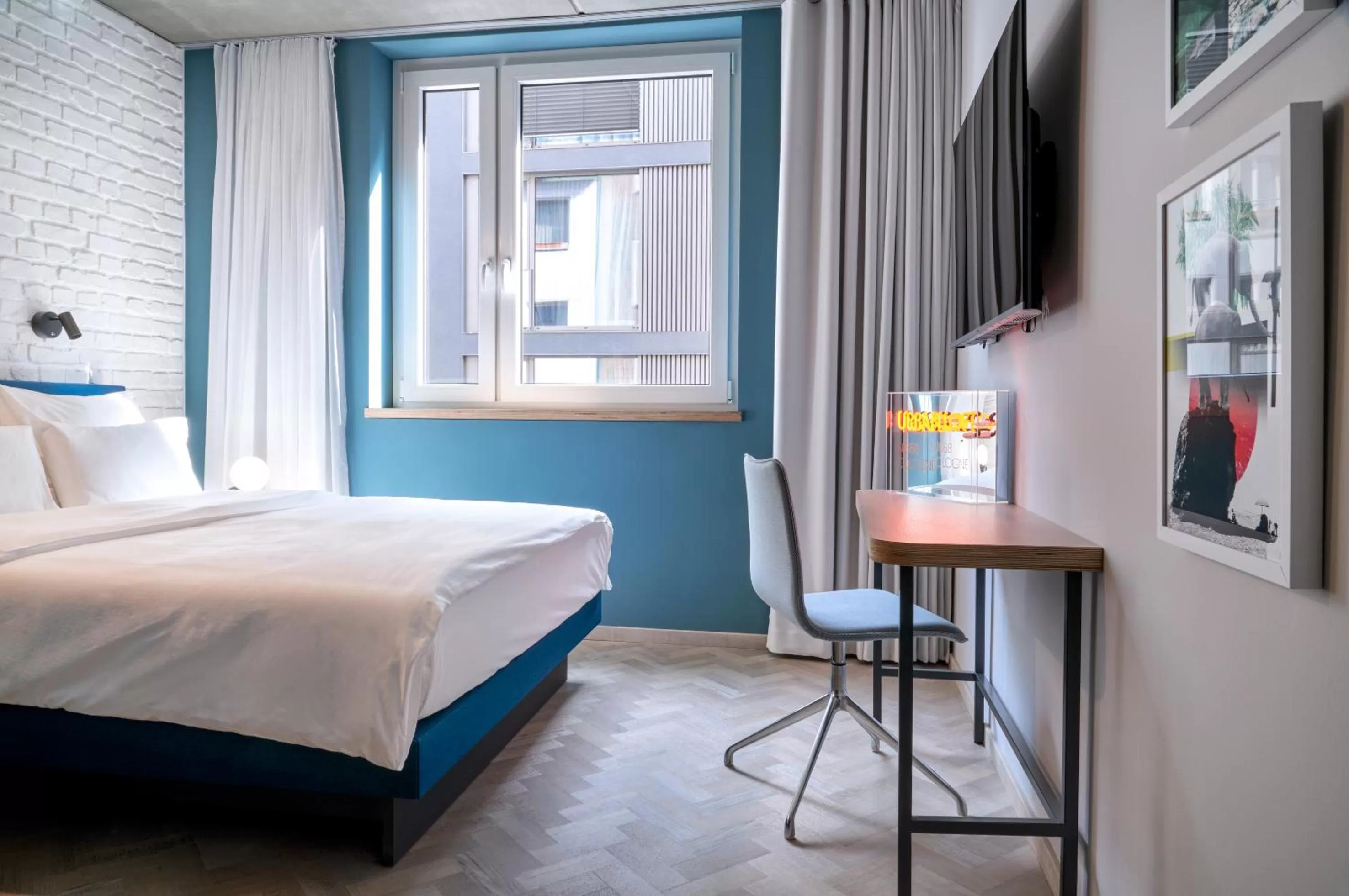 Photo of the whole room, Bed in URBAN LOFT Cologne