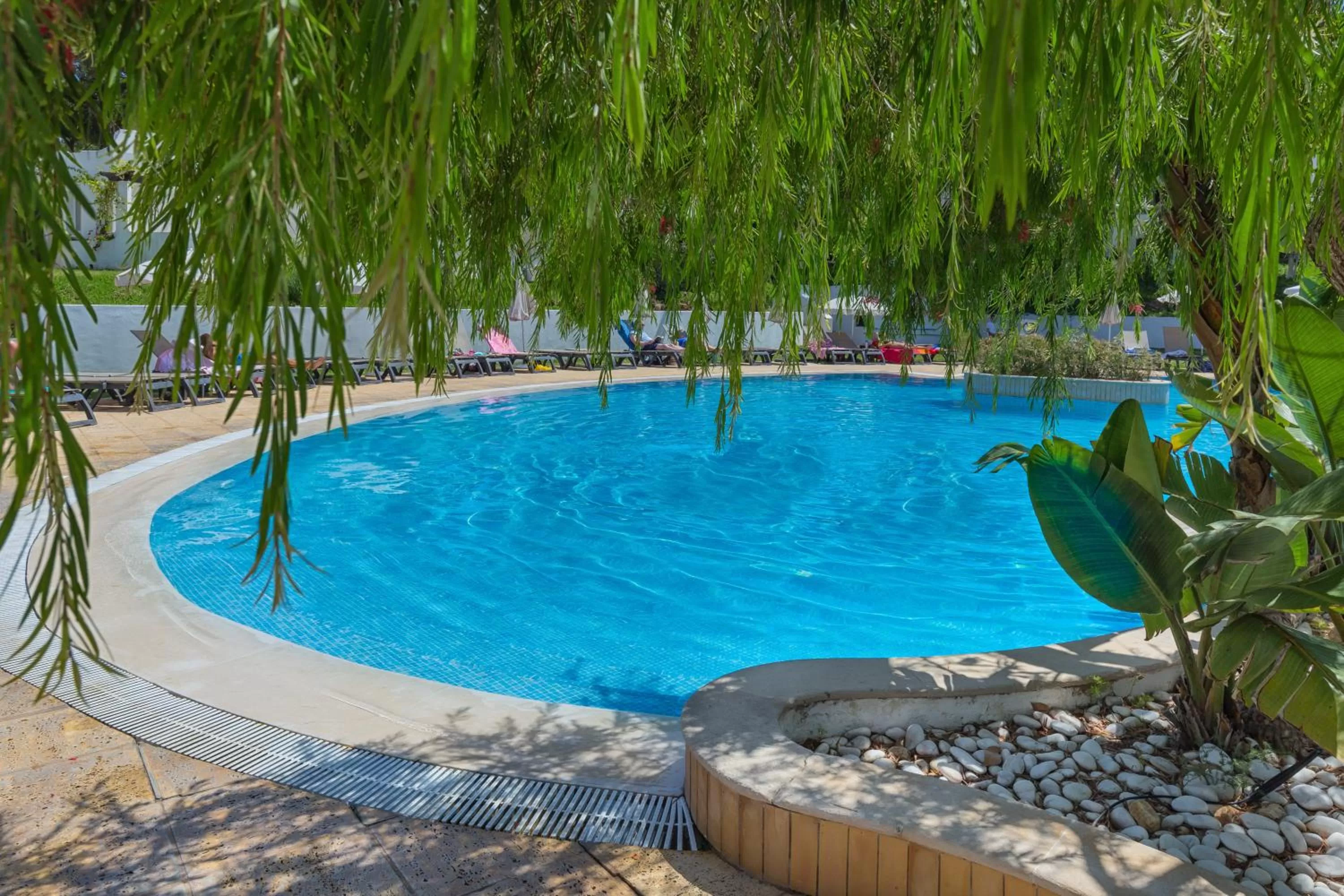 Swimming pool in Balaia Golf Village