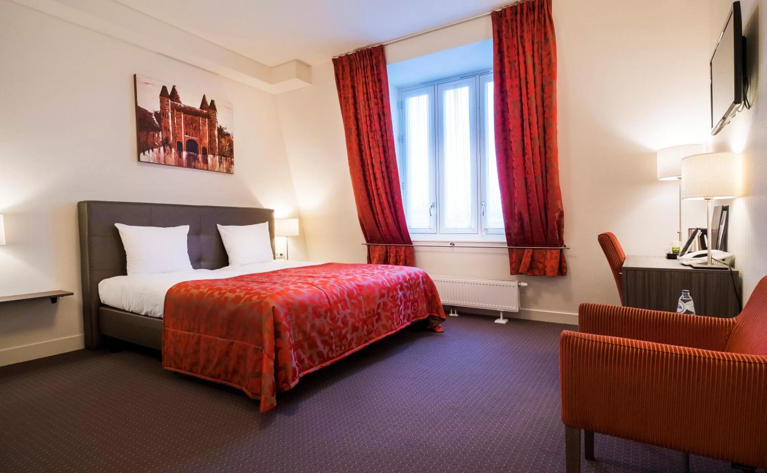 Bed in Hotel Aalders