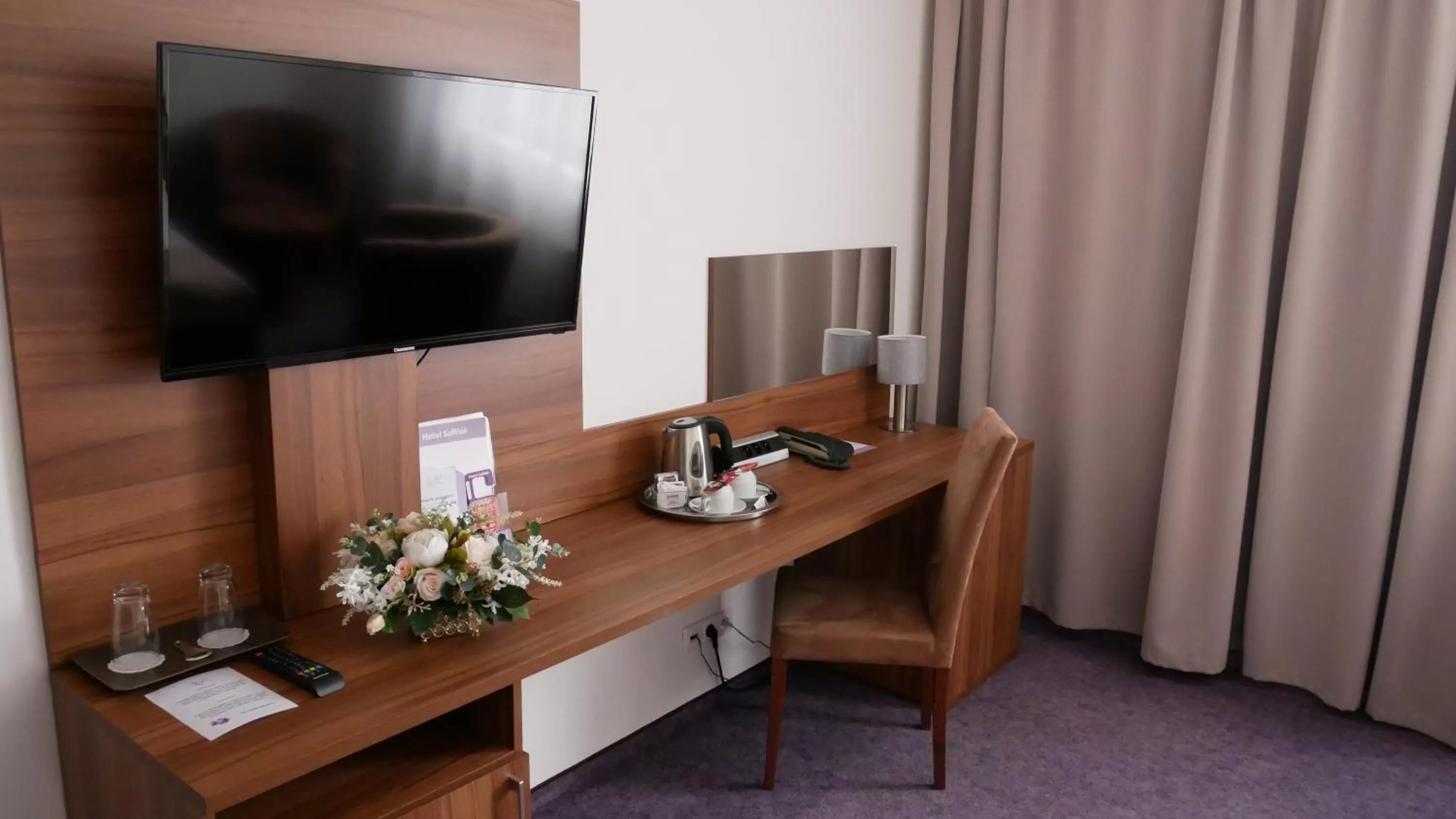 TV and multimedia in Hotel Saffron