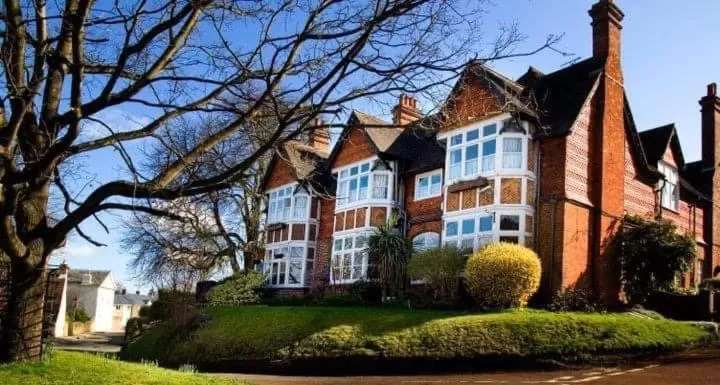 Property building in Tree Hotel at Iffley