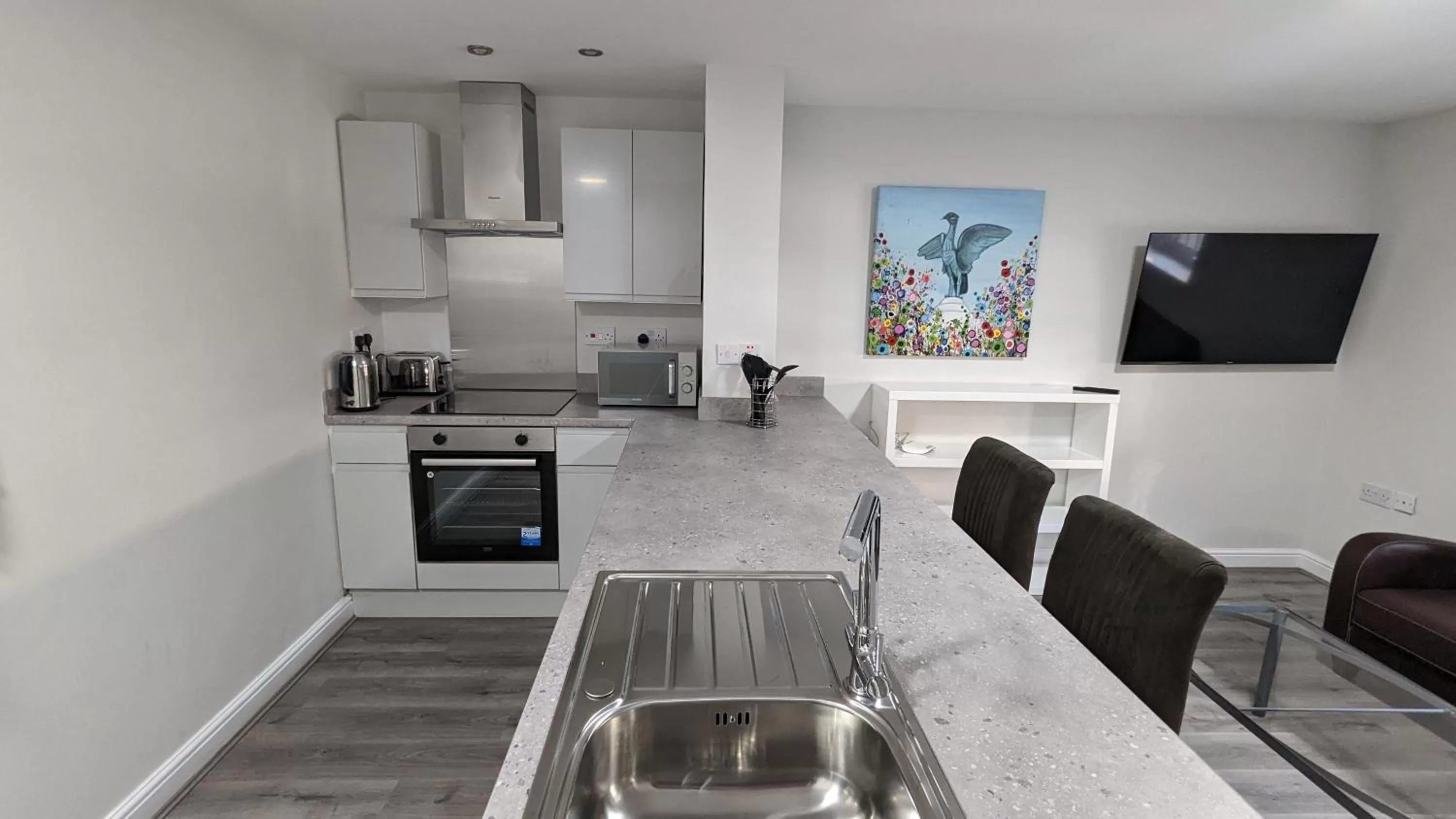 Kitchen or kitchenette in Cocoon @ International Inn + Apartments