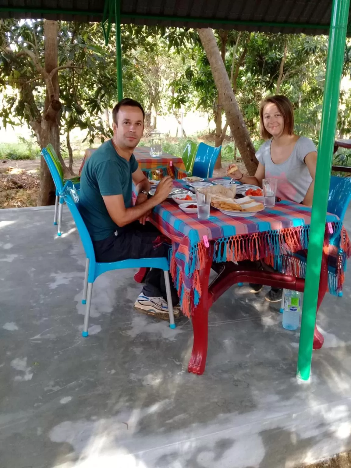 Restaurant/places to eat in Kithmi Resort