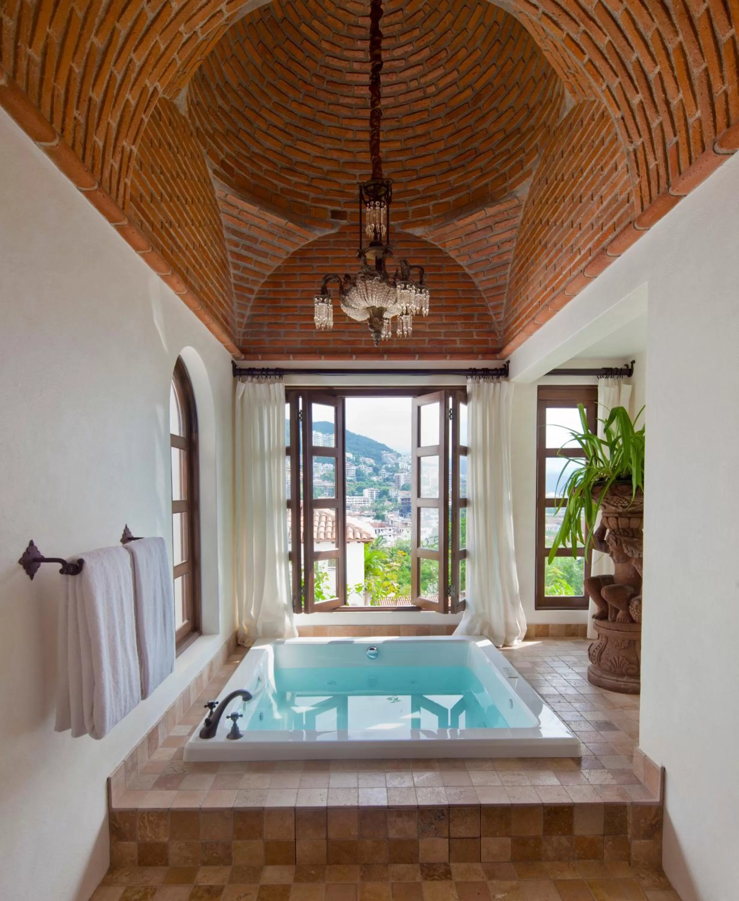 Hot Tub in Casa Kimberly Boutique Hotel