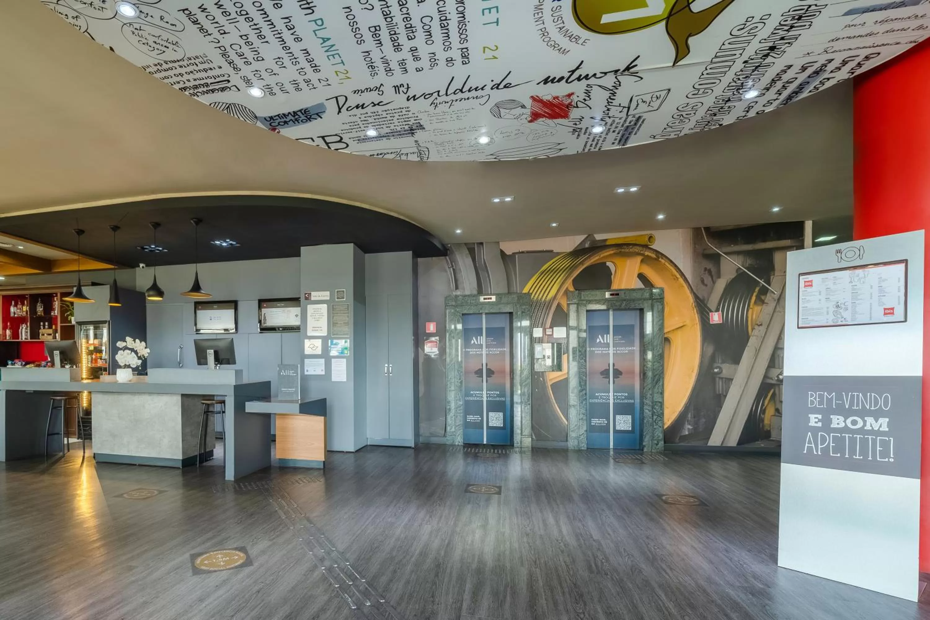 Lobby or reception in ibis Sorocaba