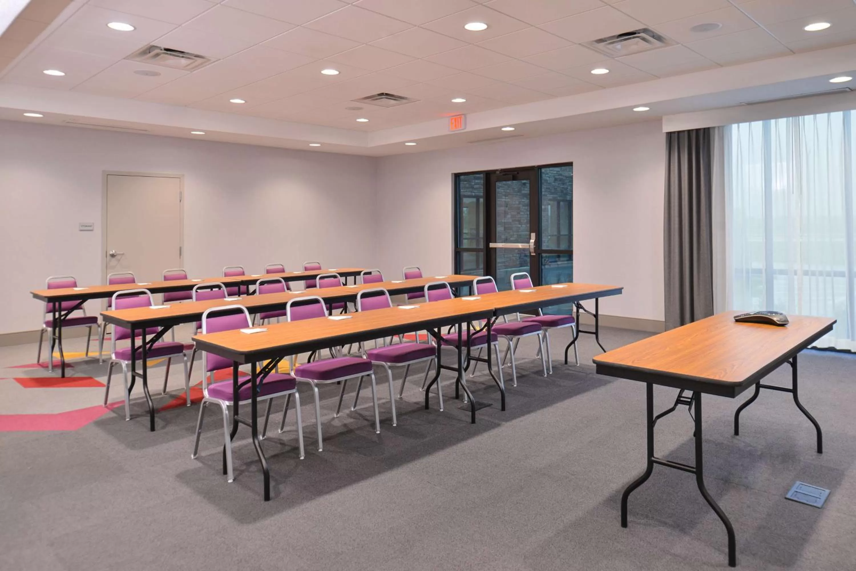 Meeting/conference room in Hampton Inn and Suites Ames, IA