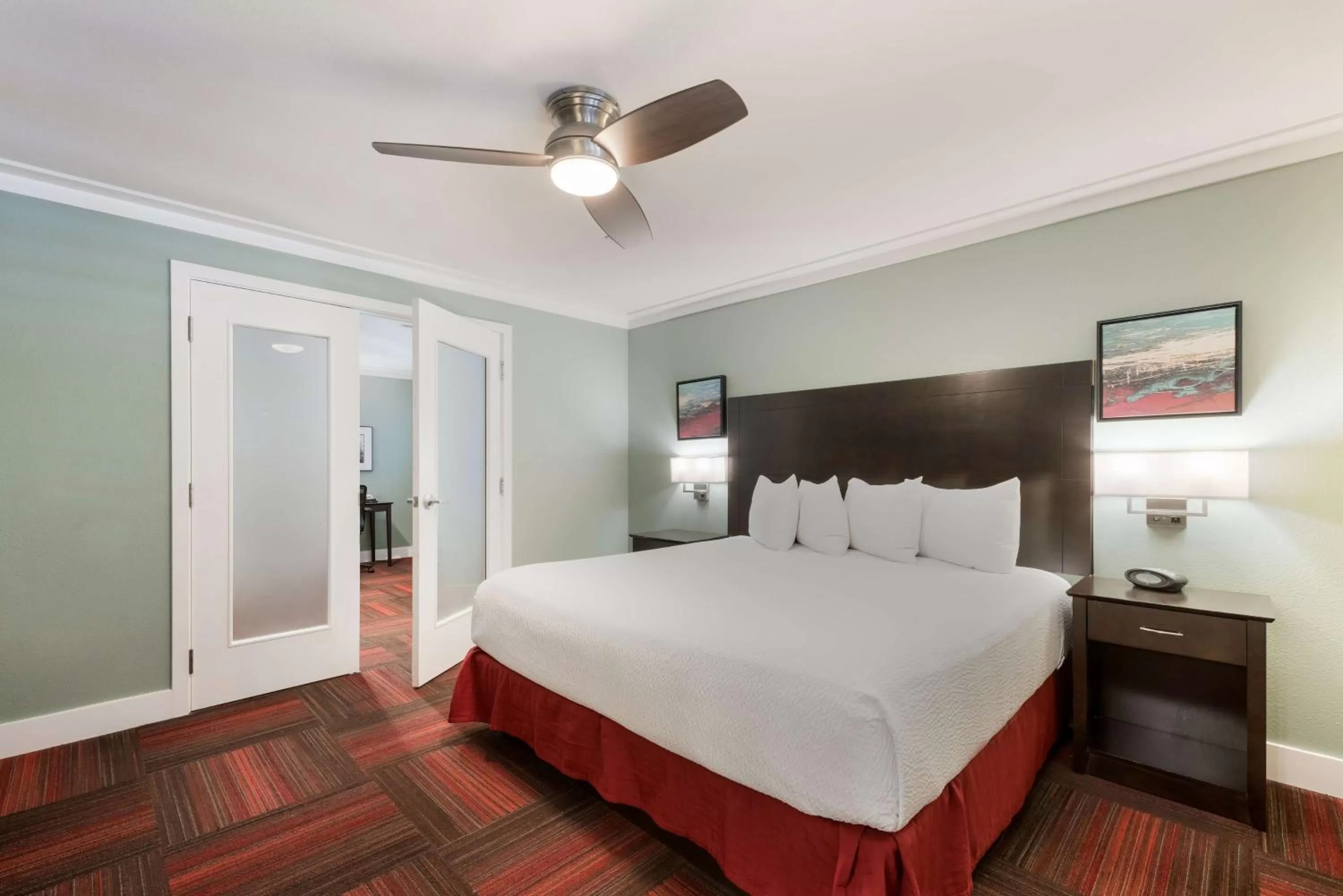 Bedroom, Bed in BEST WESTERN the Inn of Los Gatos