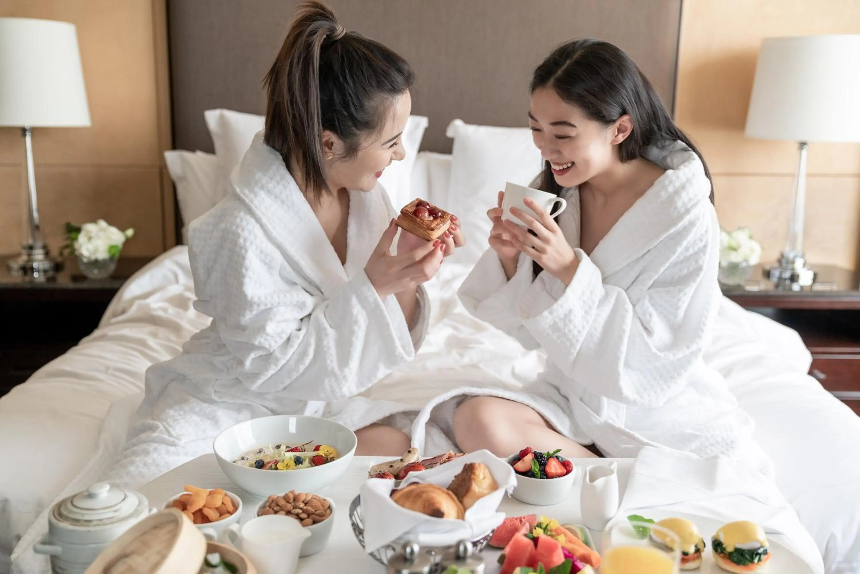 Breakfast, Bed in Four Seasons Hotel Beijing