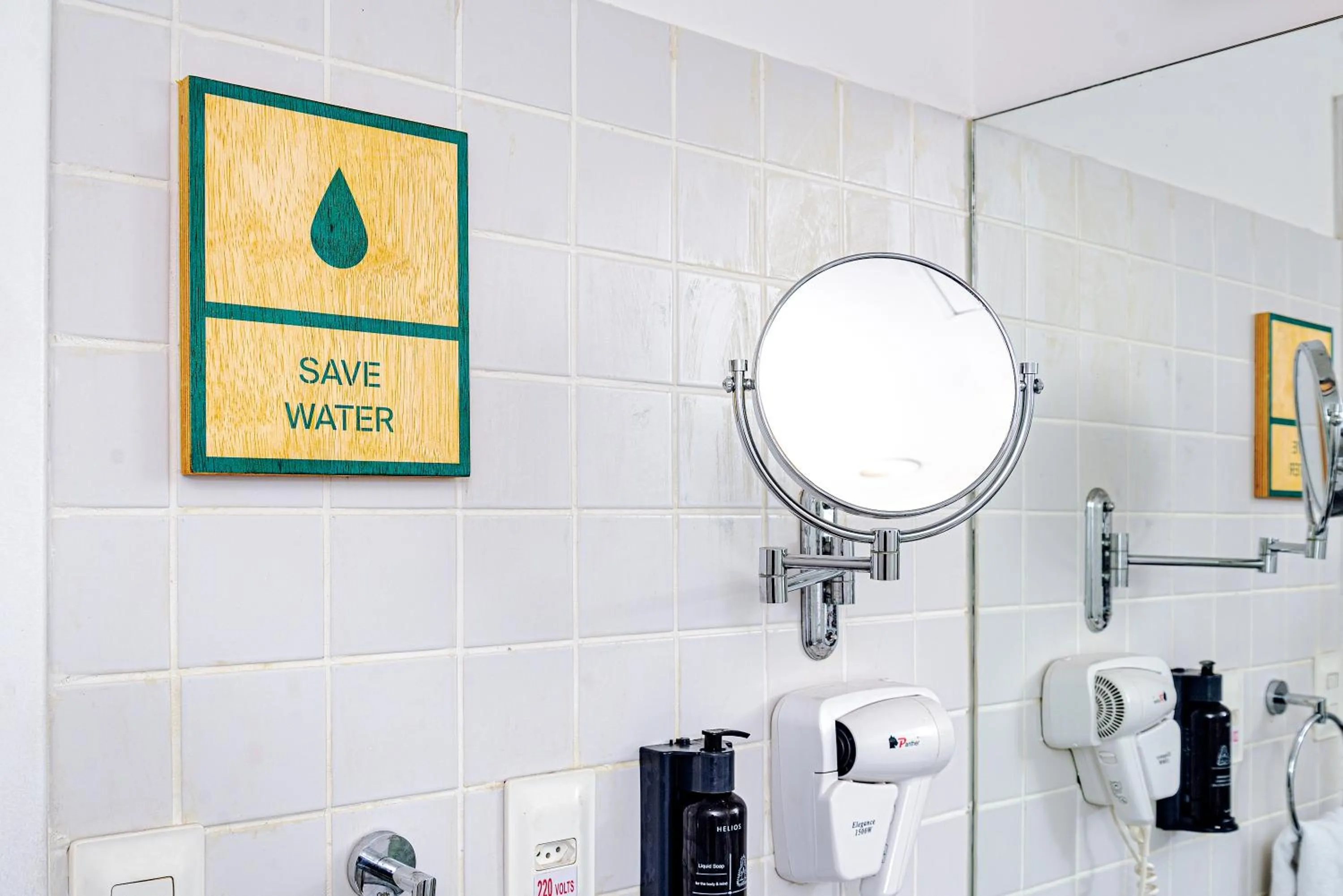 Shower in Selina Lapa Rio de Janeiro