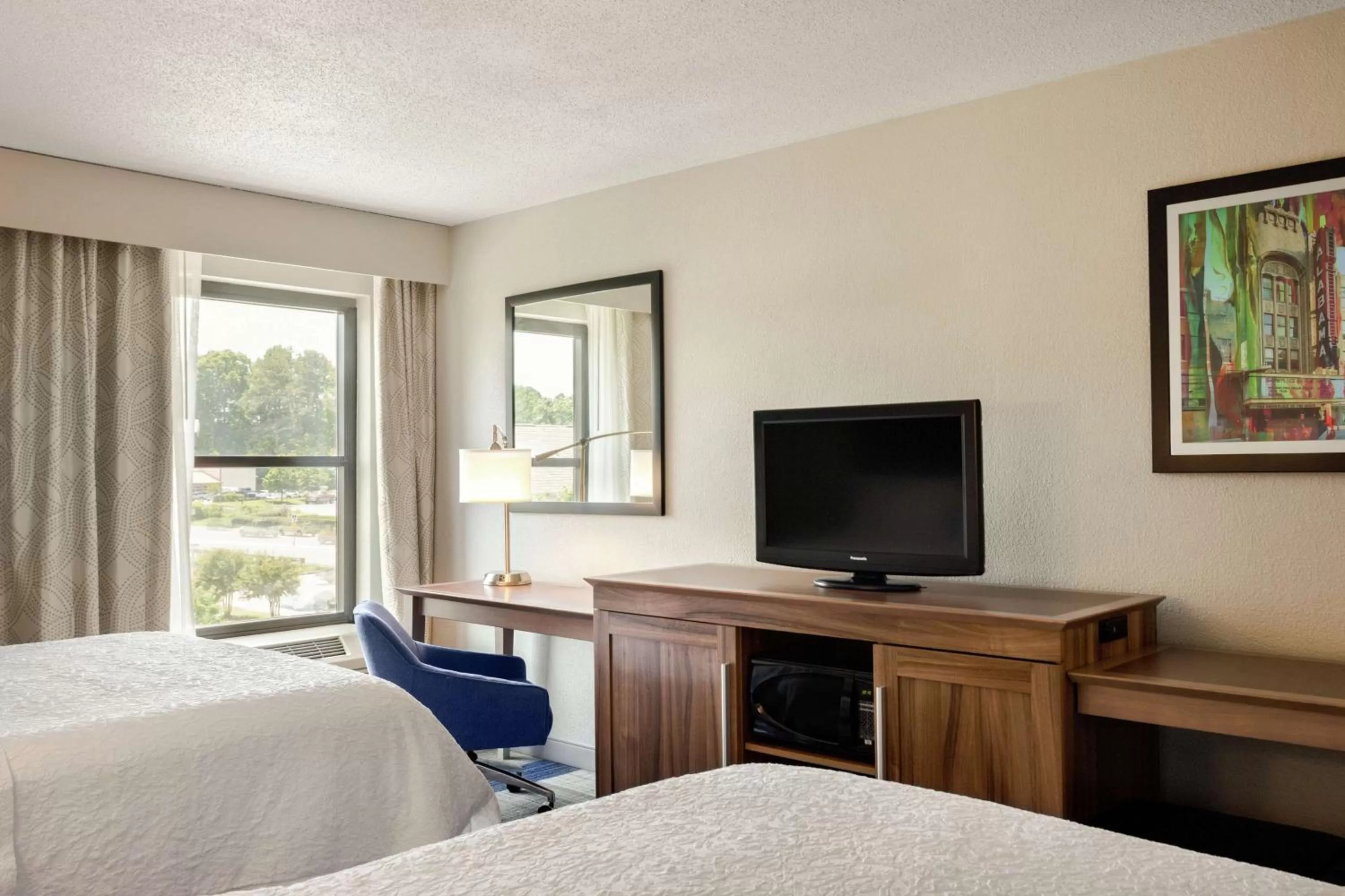 Bedroom, Bed in Hampton Inn Birmingham-Trussville
