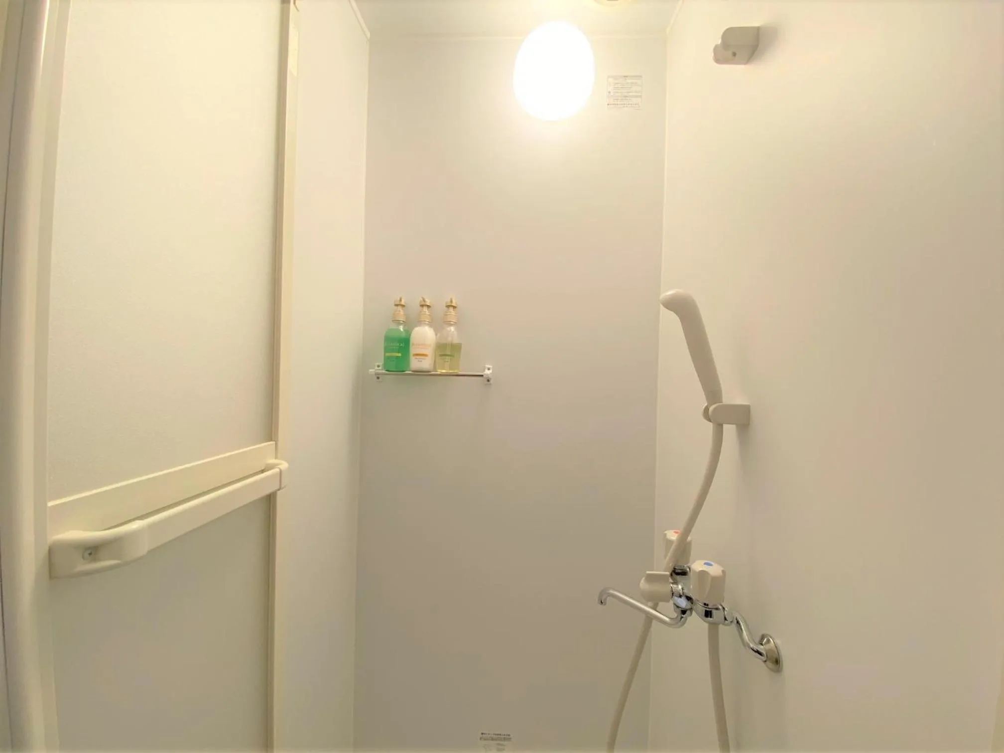 Shower in Sakura Hotel Hatagaya