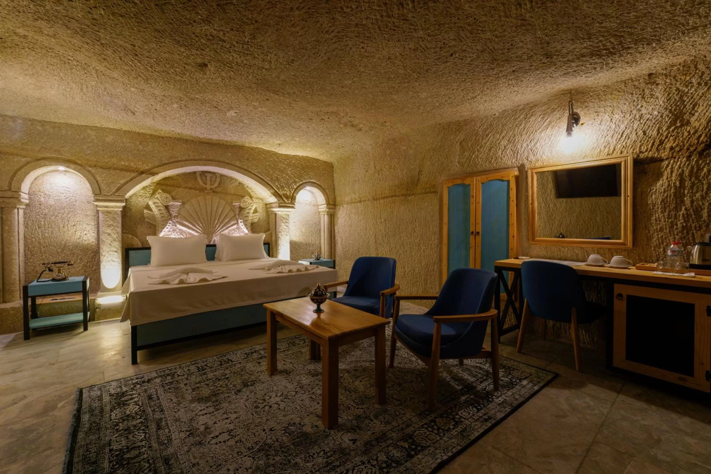 Bed in The Niche Cave Hotel