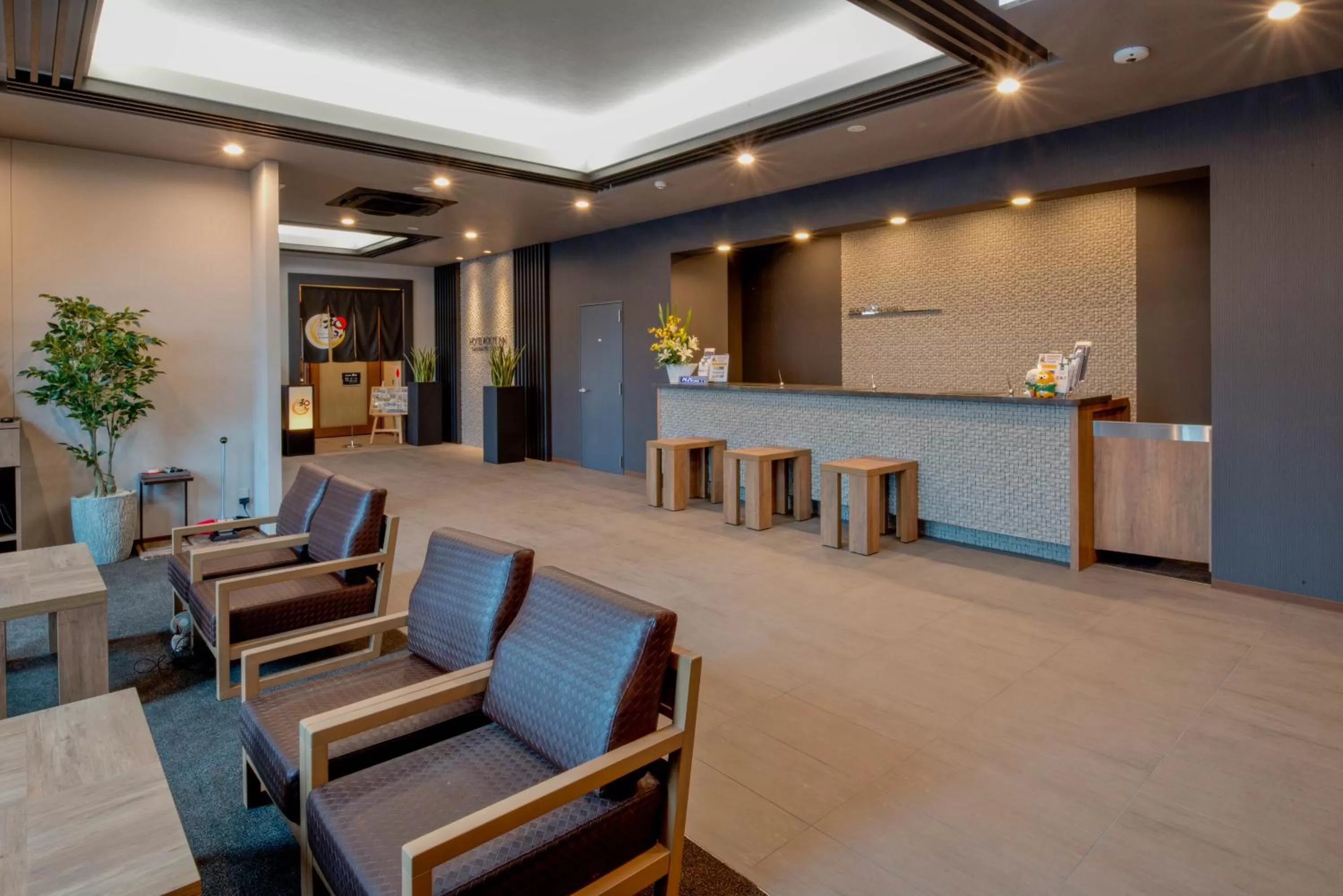 Lobby or reception in Hotel Route Inn Takamatsu Yashima
