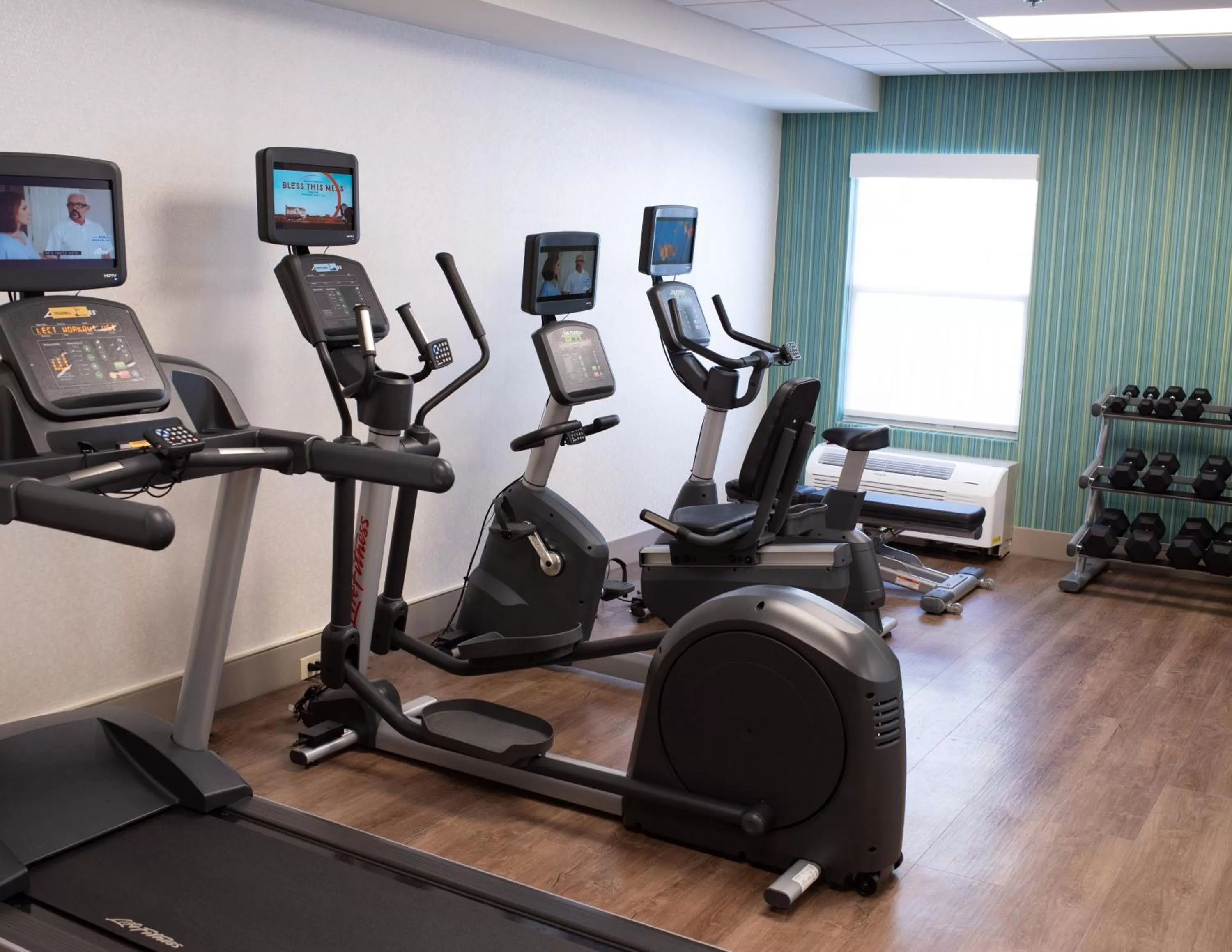 Spa and wellness centre/facilities in Holiday Inn Express Hotel & Suites Conover - Hickory Area by IHG