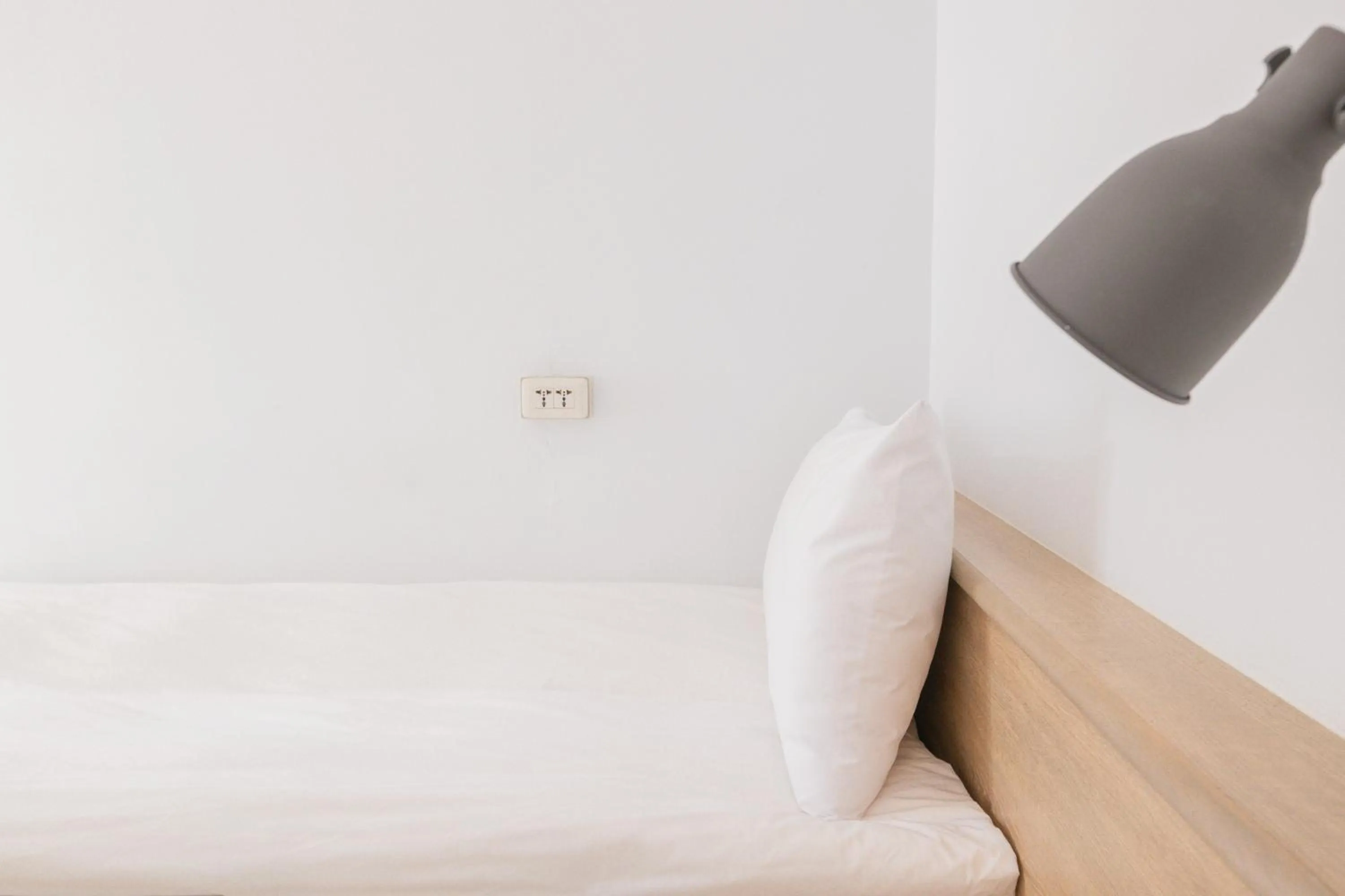 Bed in OwlStay Flip Flop Hostel - Garden