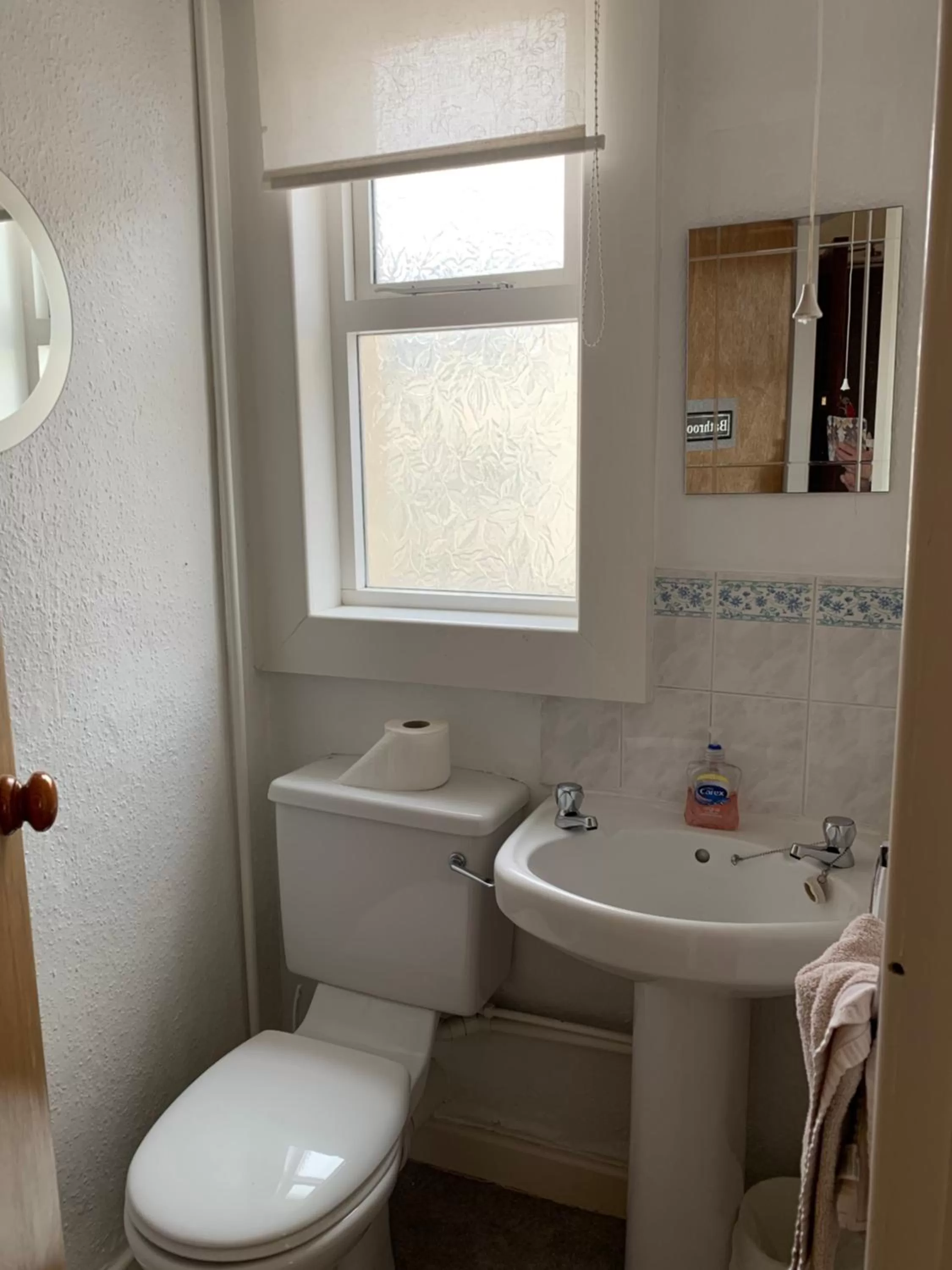 Bathroom in Alondra Hotel