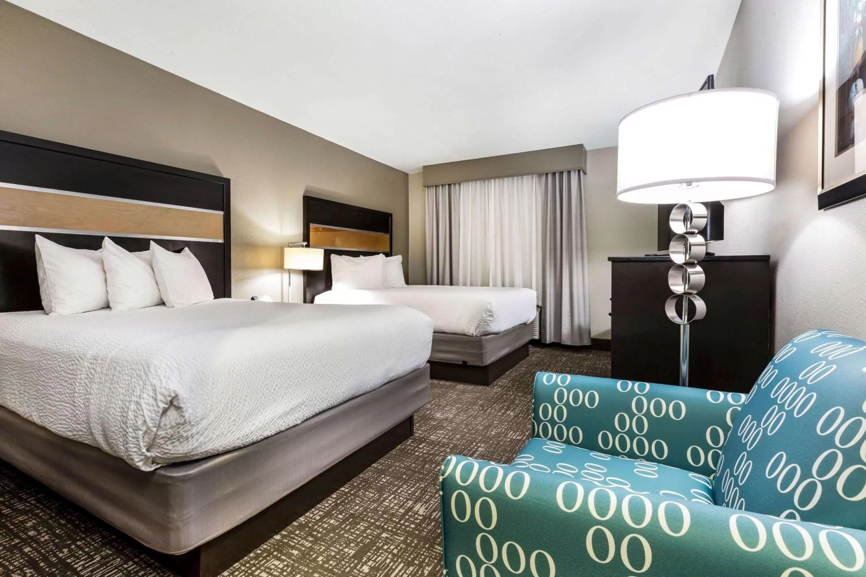 Photo of the whole room, Bed in La Quinta by Wyndham San Diego Mission Bay