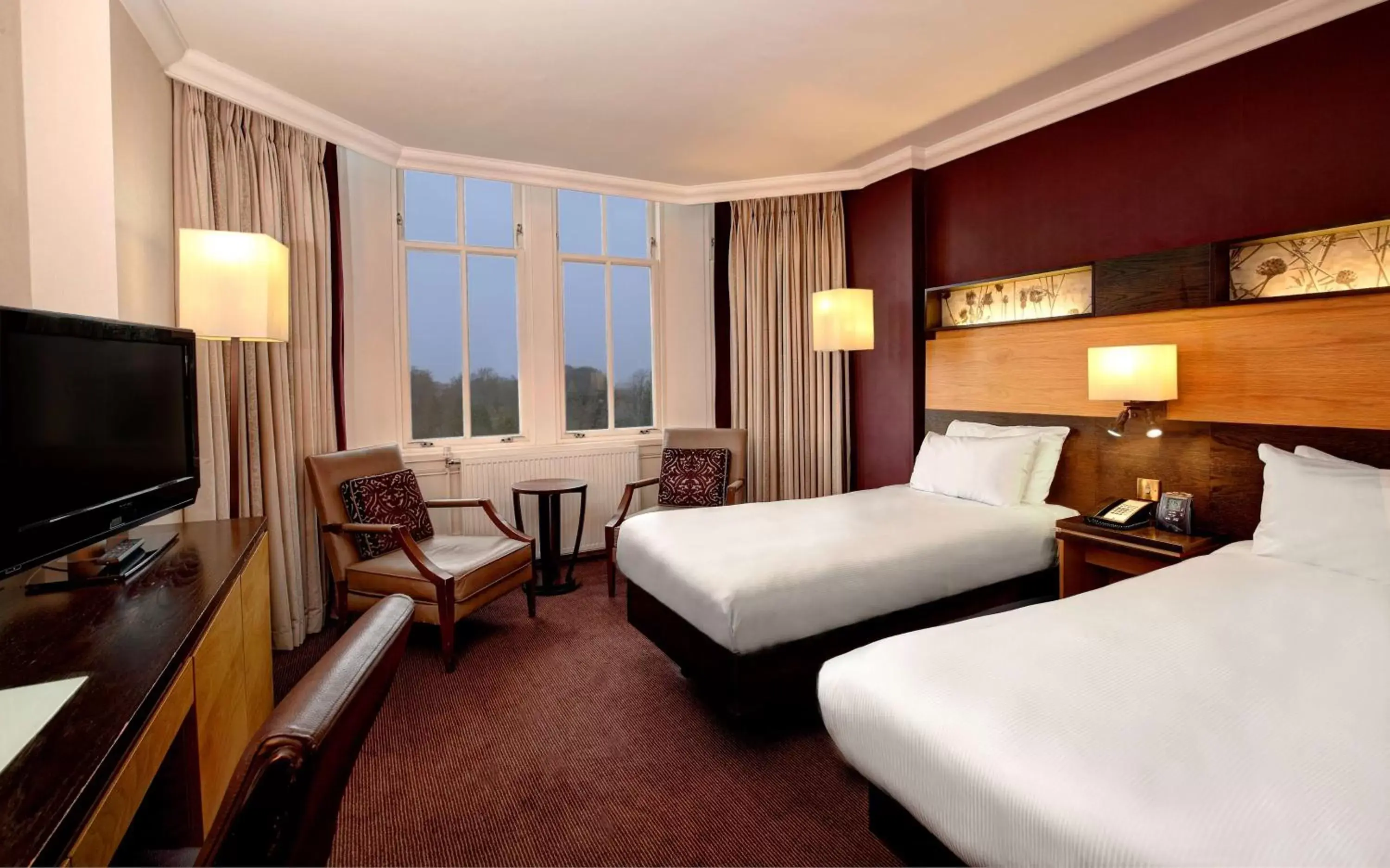 Family Connecting Rooms in DoubleTree by Hilton Dunblane Hydro Hotel Family Connecting Rooms in DoubleTree by Hilton Dunblane Hydro Hotel